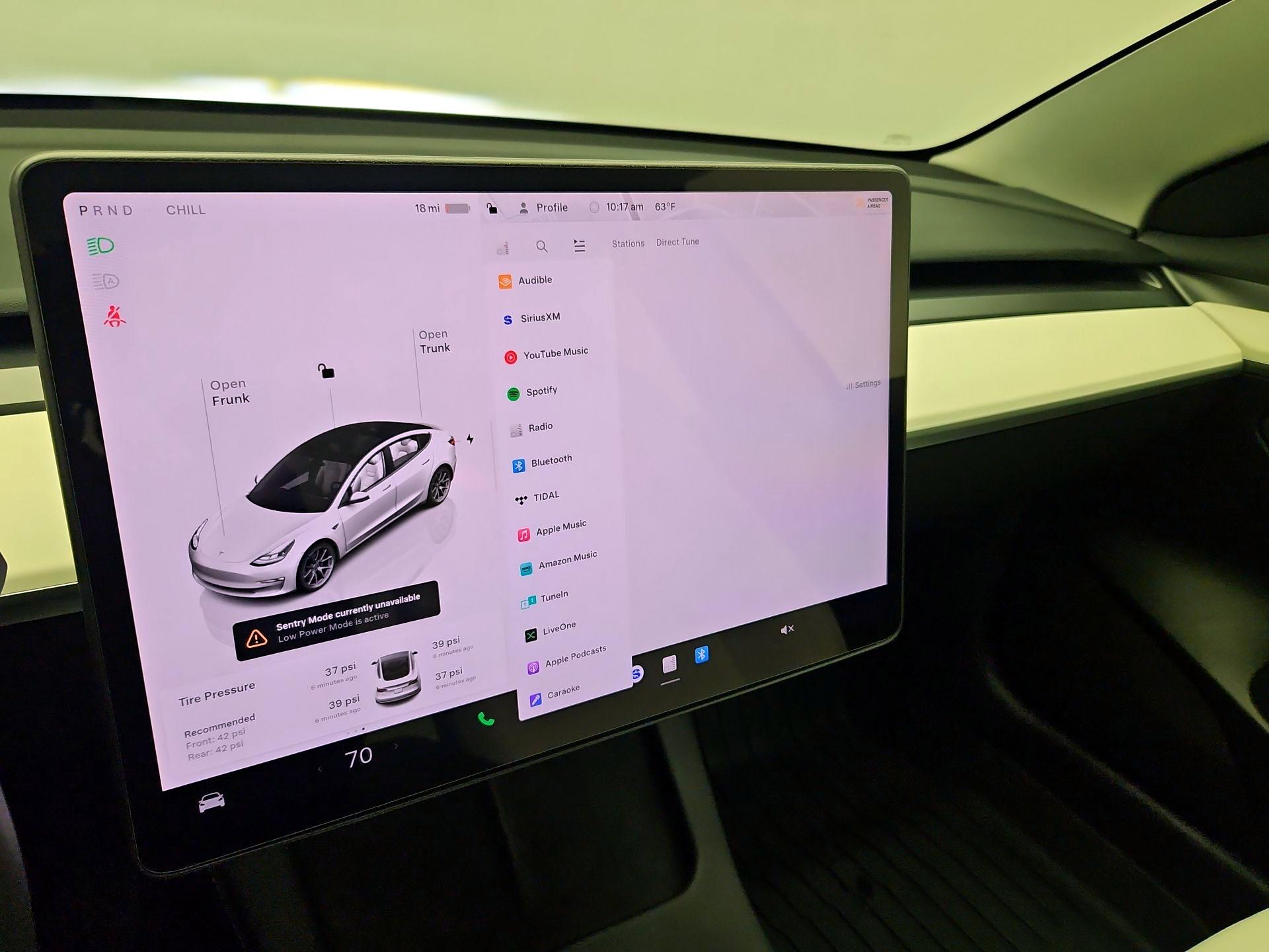 Thumbnail: 2023 Tesla Model 3 - 15