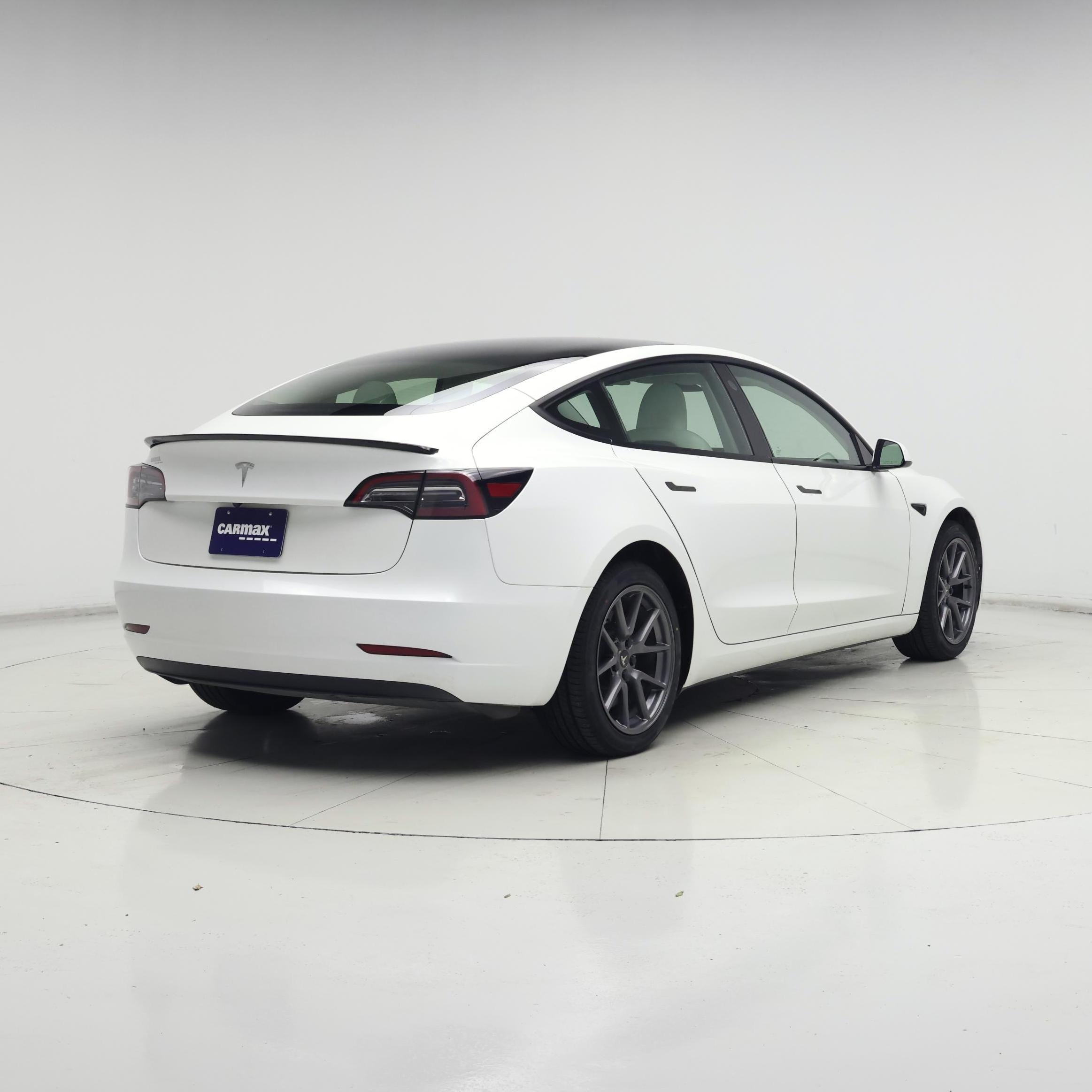 Thumbnail: 2023 Tesla Model 3 - 8