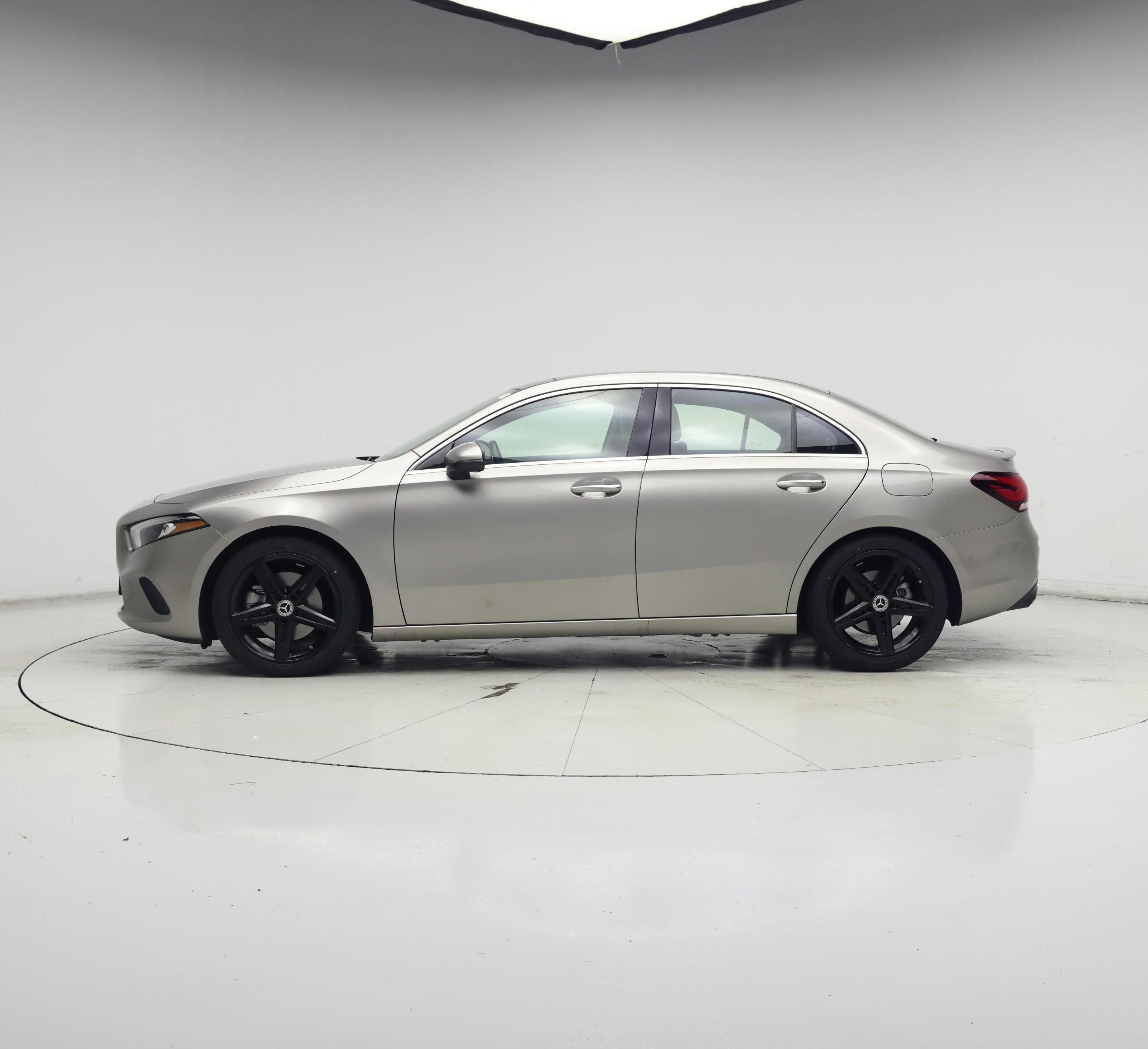 Thumbnail: 2019 Mercedes-Benz A-Class - 3