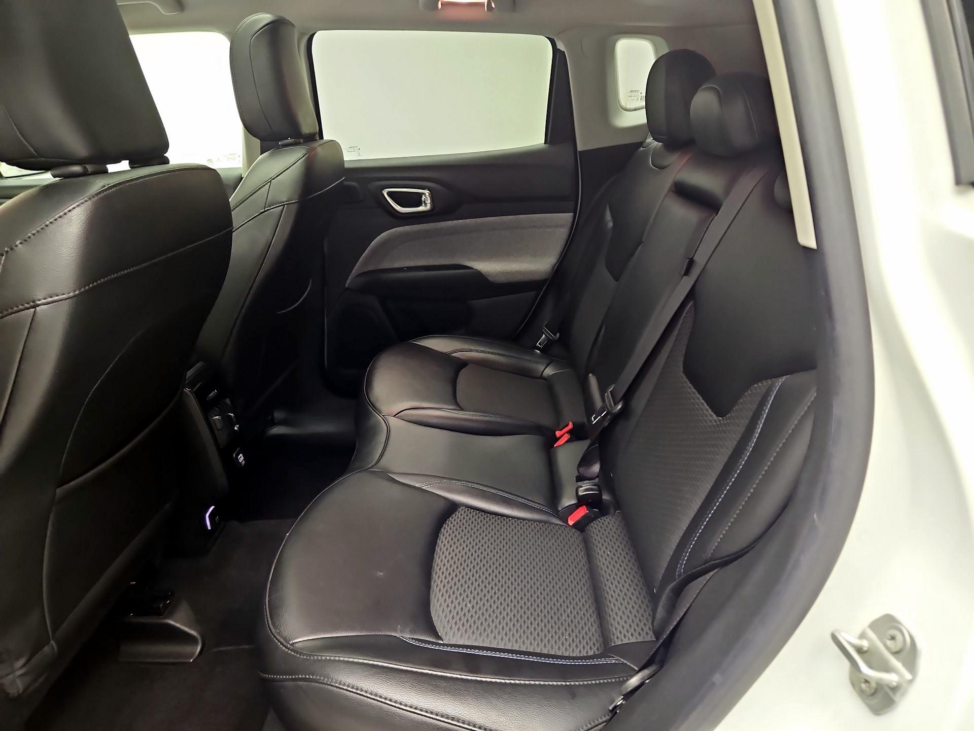 Thumbnail: 2022 Jeep Compass - 20