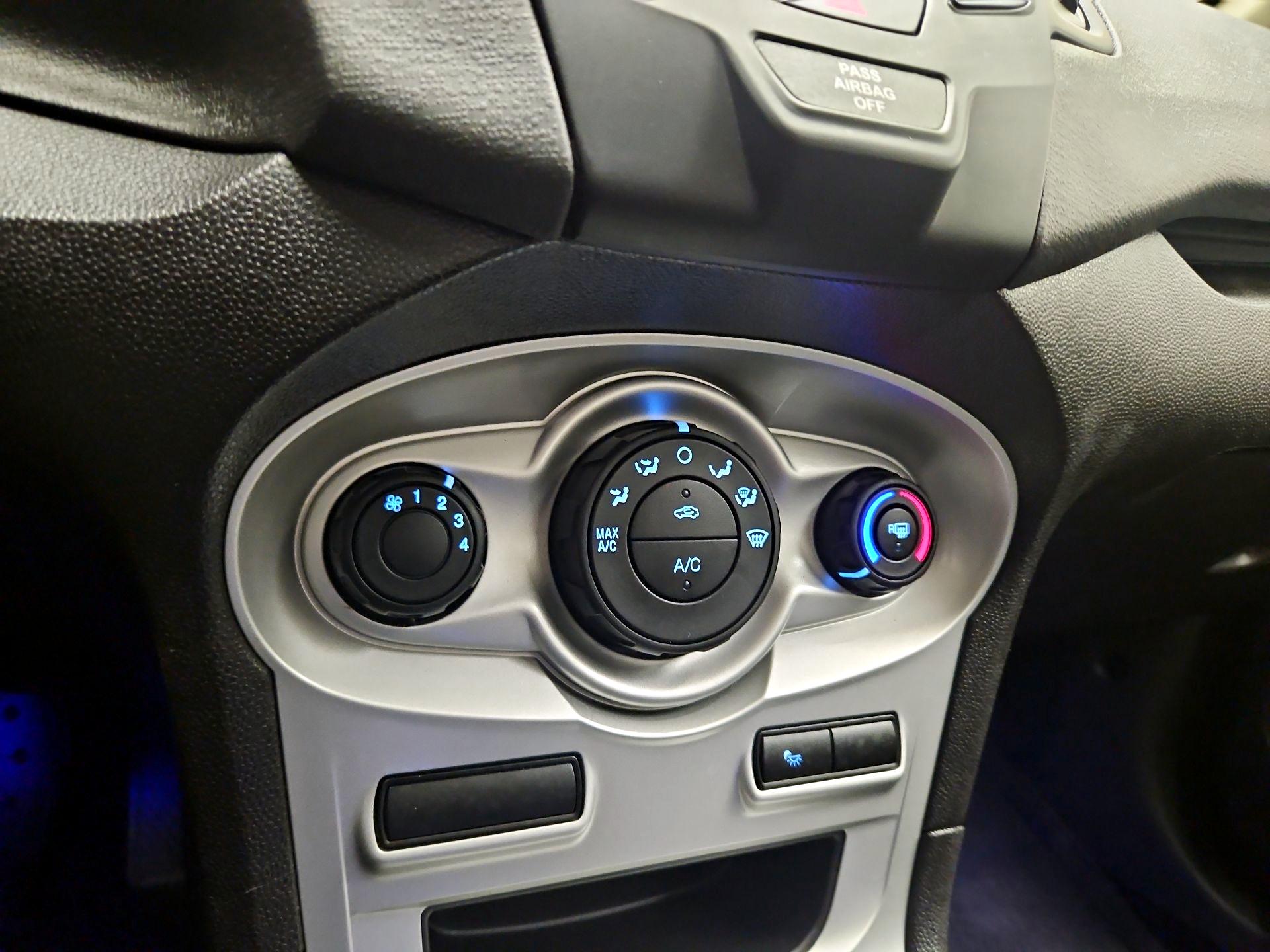 Thumbnail: 2017 Ford Fiesta - 14