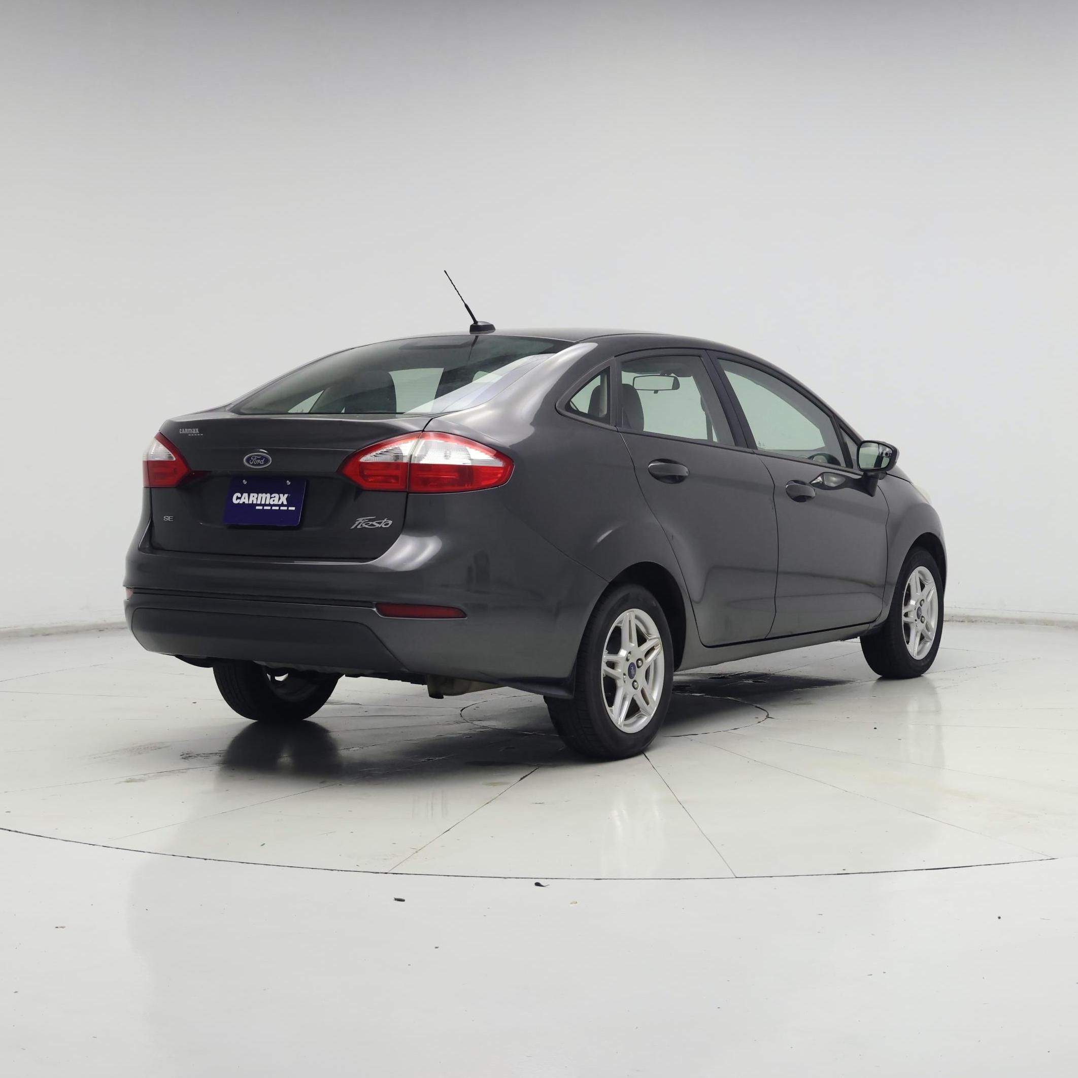 Thumbnail: 2017 Ford Fiesta - 8