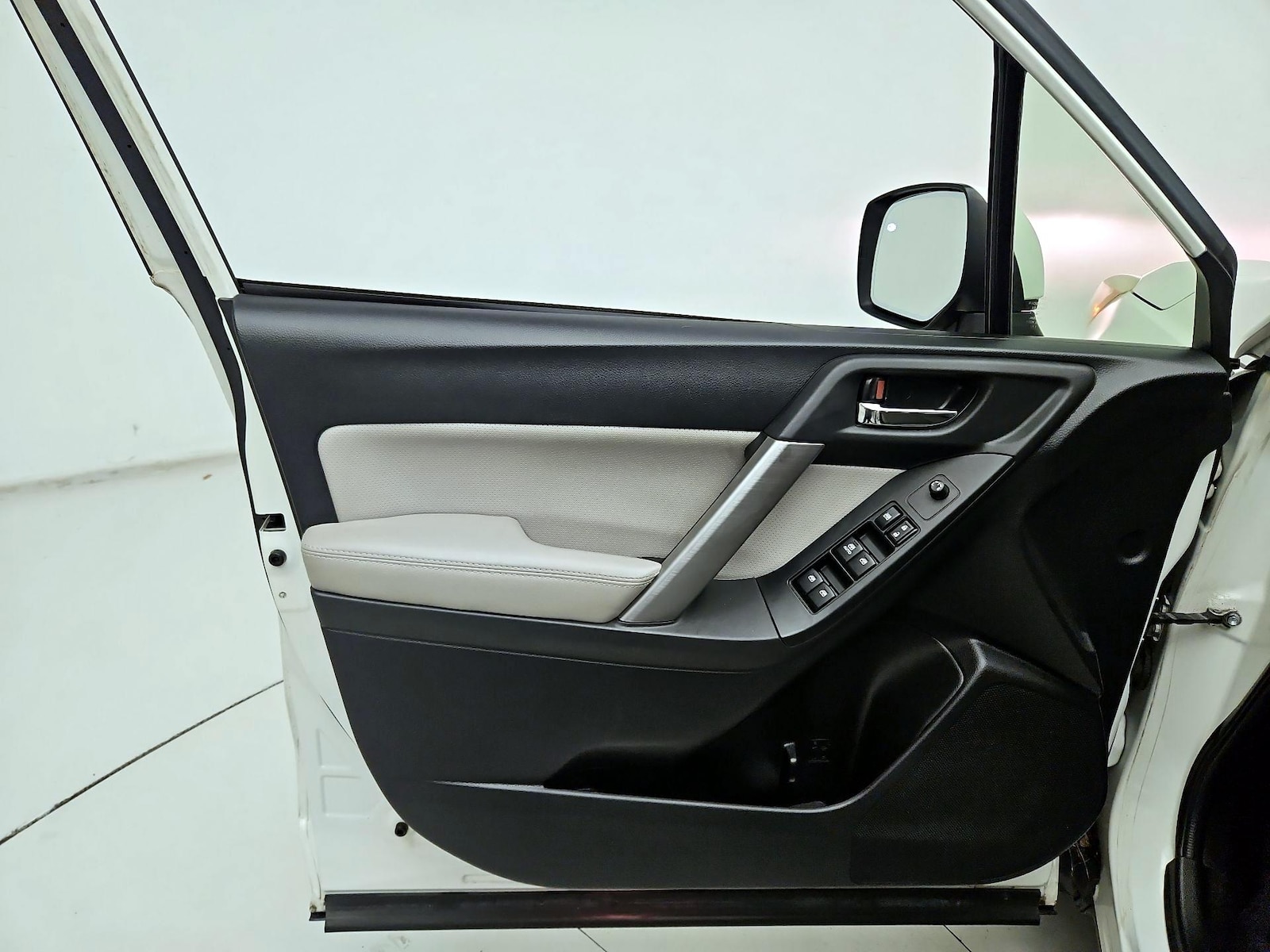 2014 Subaru Forester i Limited - Photo 13