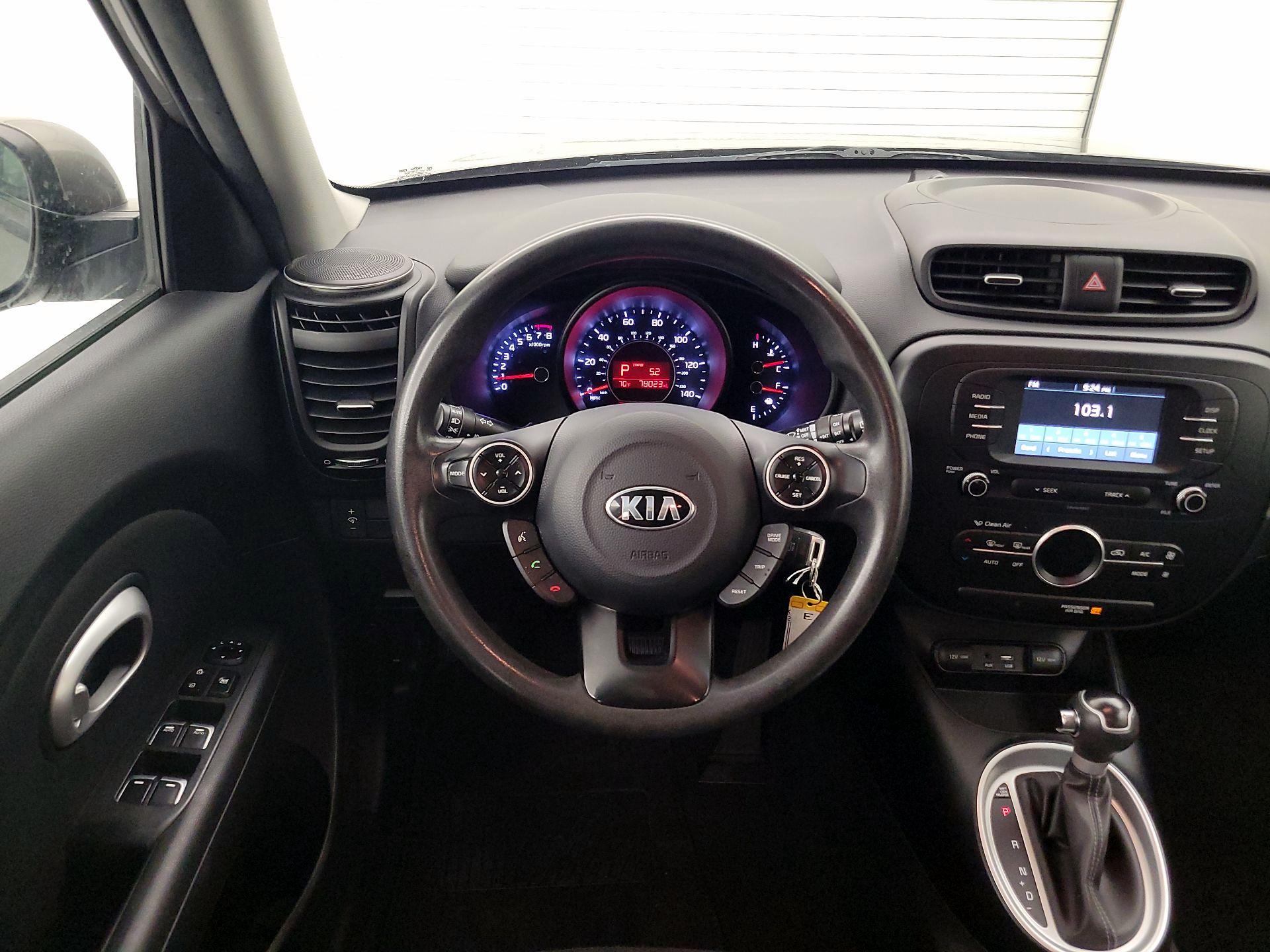 Thumbnail: 2017 Kia Soul - 10