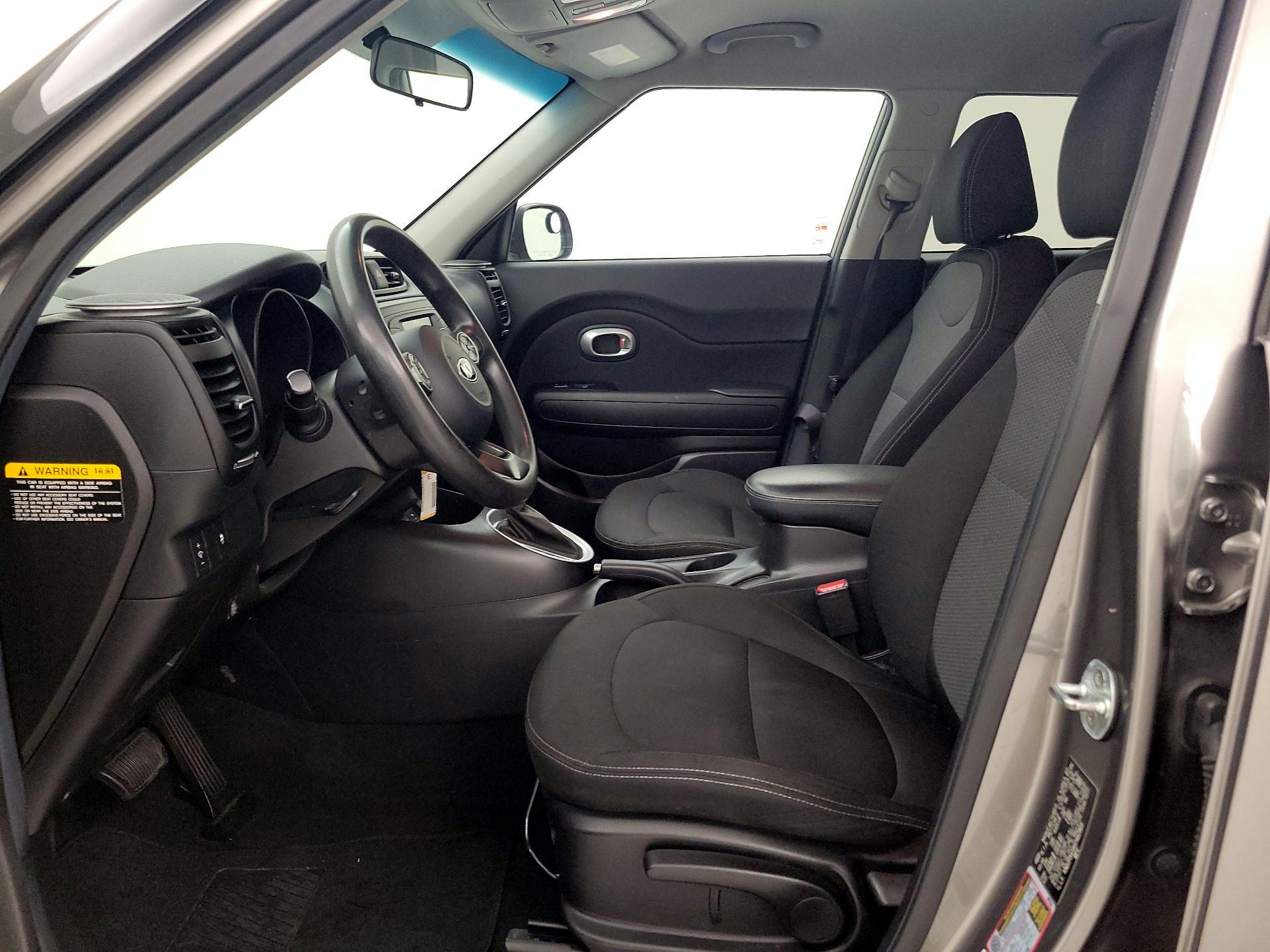 Thumbnail: 2017 Kia Soul - 11