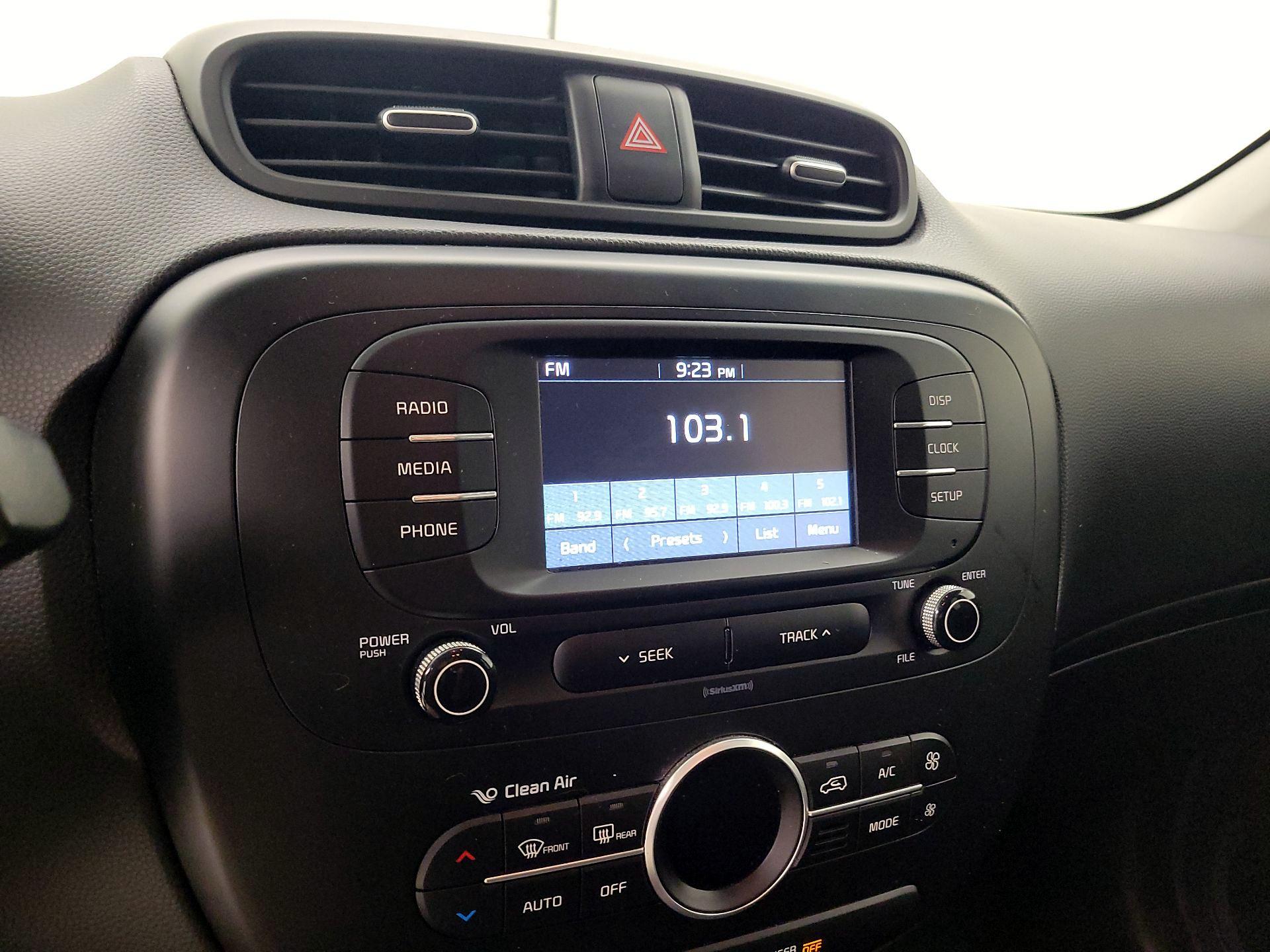 Thumbnail: 2017 Kia Soul - 15