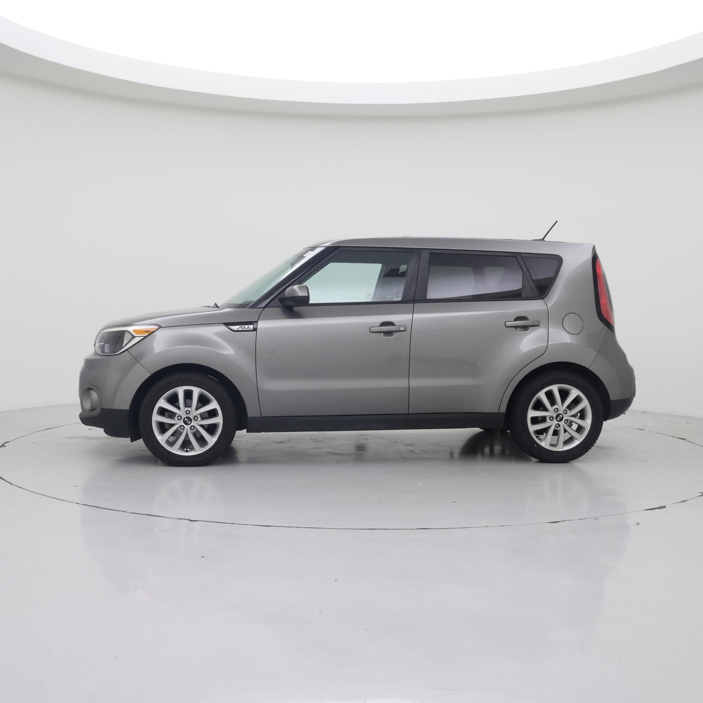 Thumbnail: 2017 Kia Soul - 3