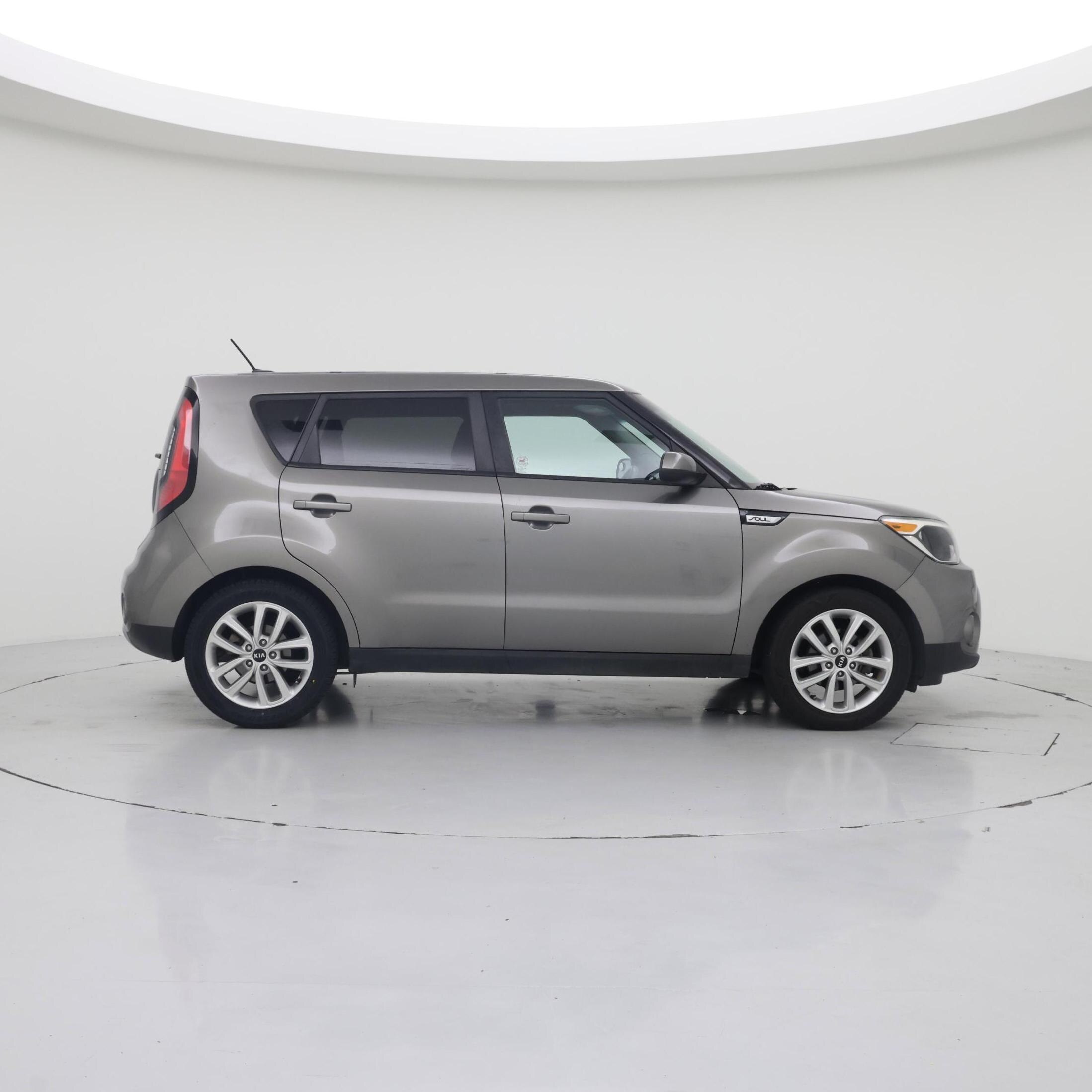 Thumbnail: 2017 Kia Soul - 7