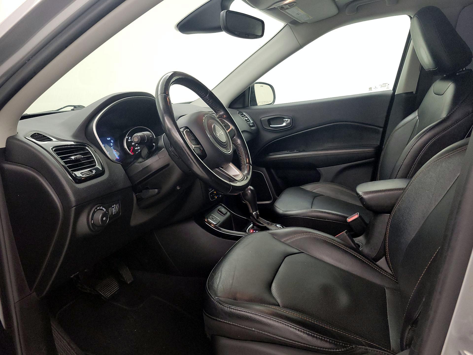 Thumbnail: 2019 Jeep Compass - 11