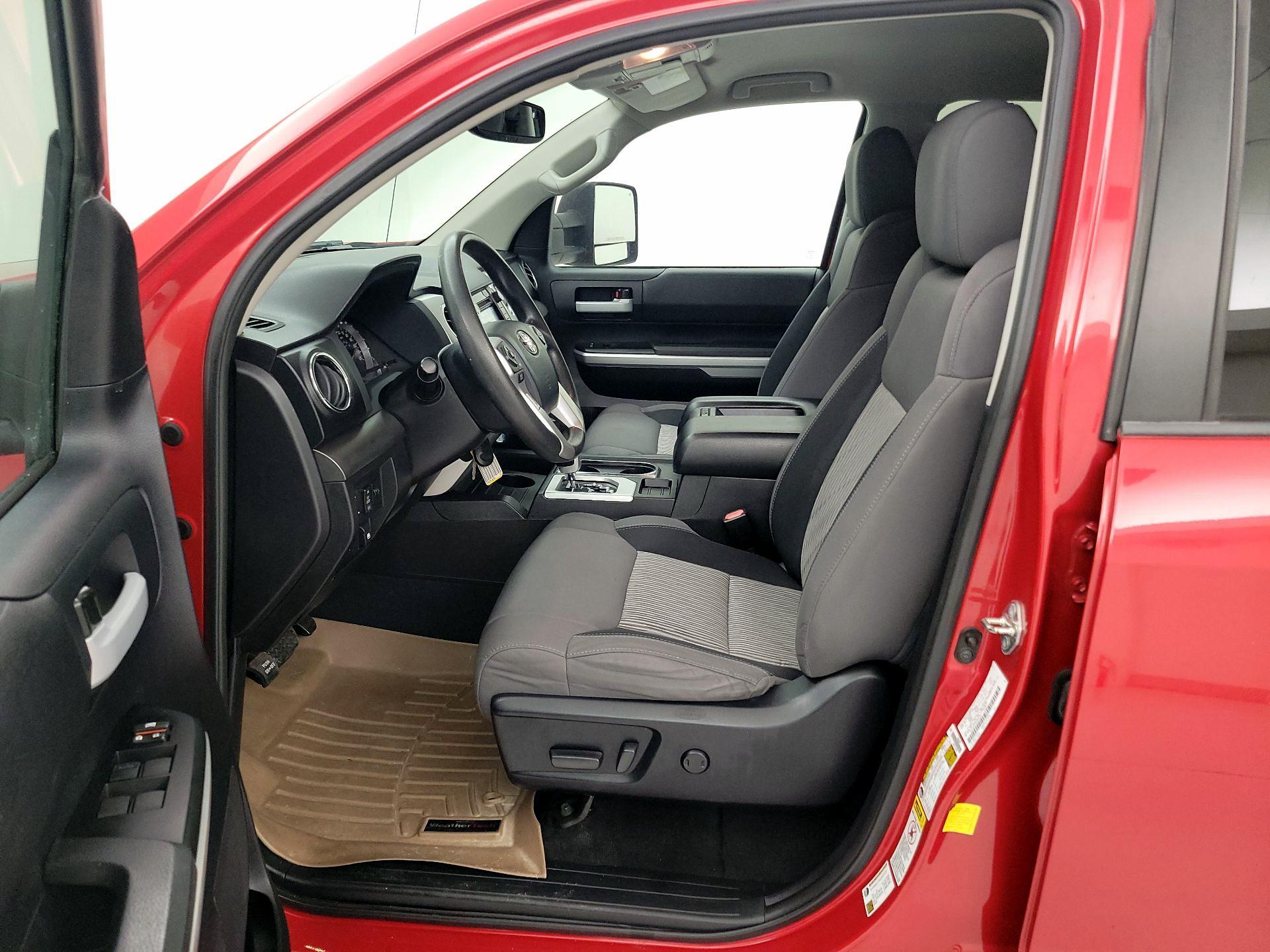 Thumbnail: 2016 Toyota Tundra - 11