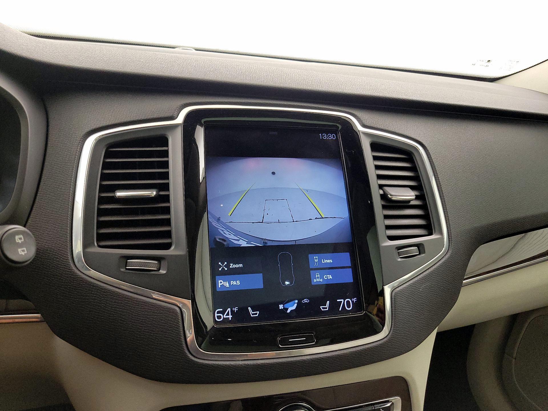 Thumbnail: 2019 Volvo XC90 - 15