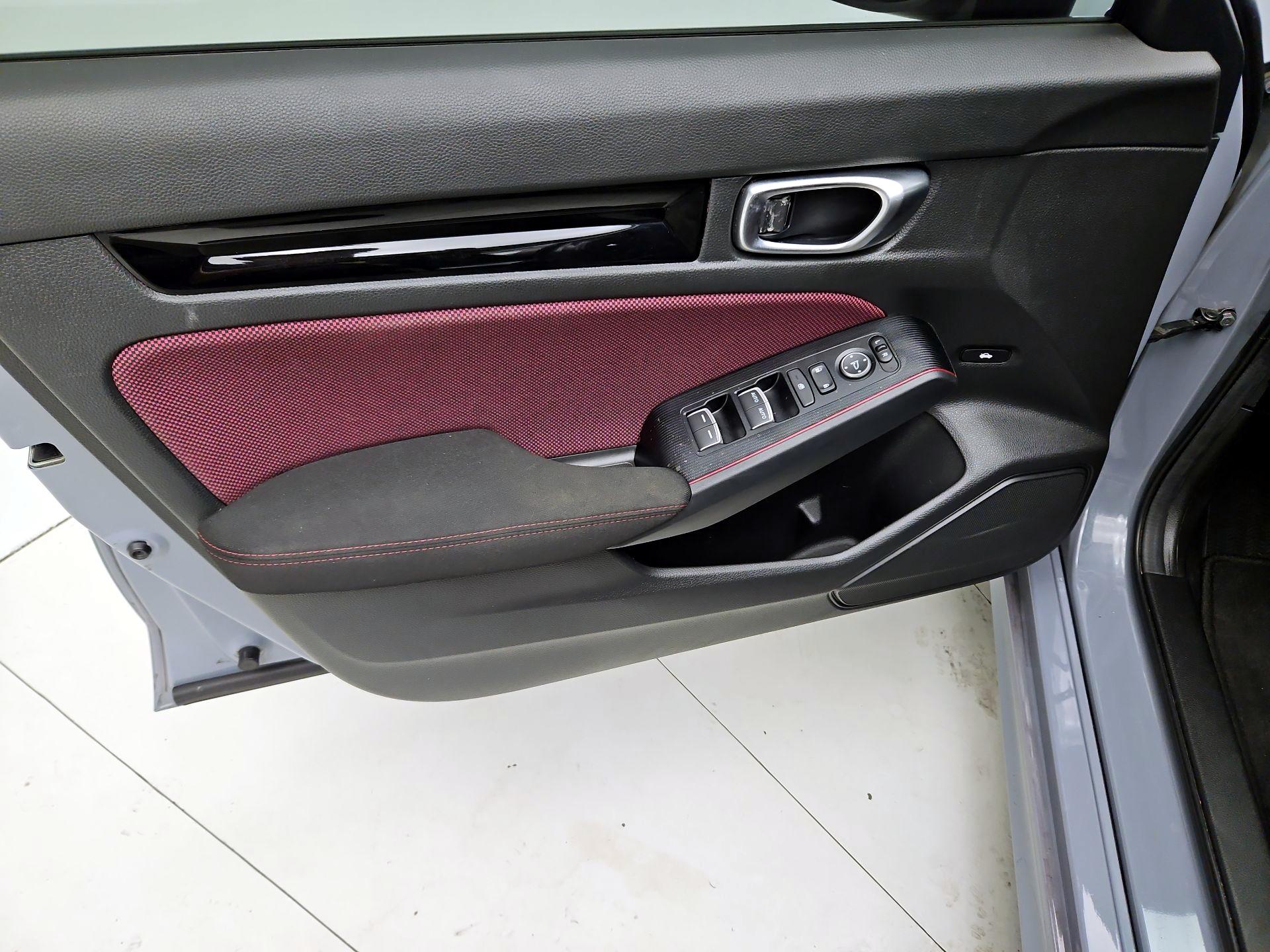 Thumbnail: 2024 Honda Civic - 12
