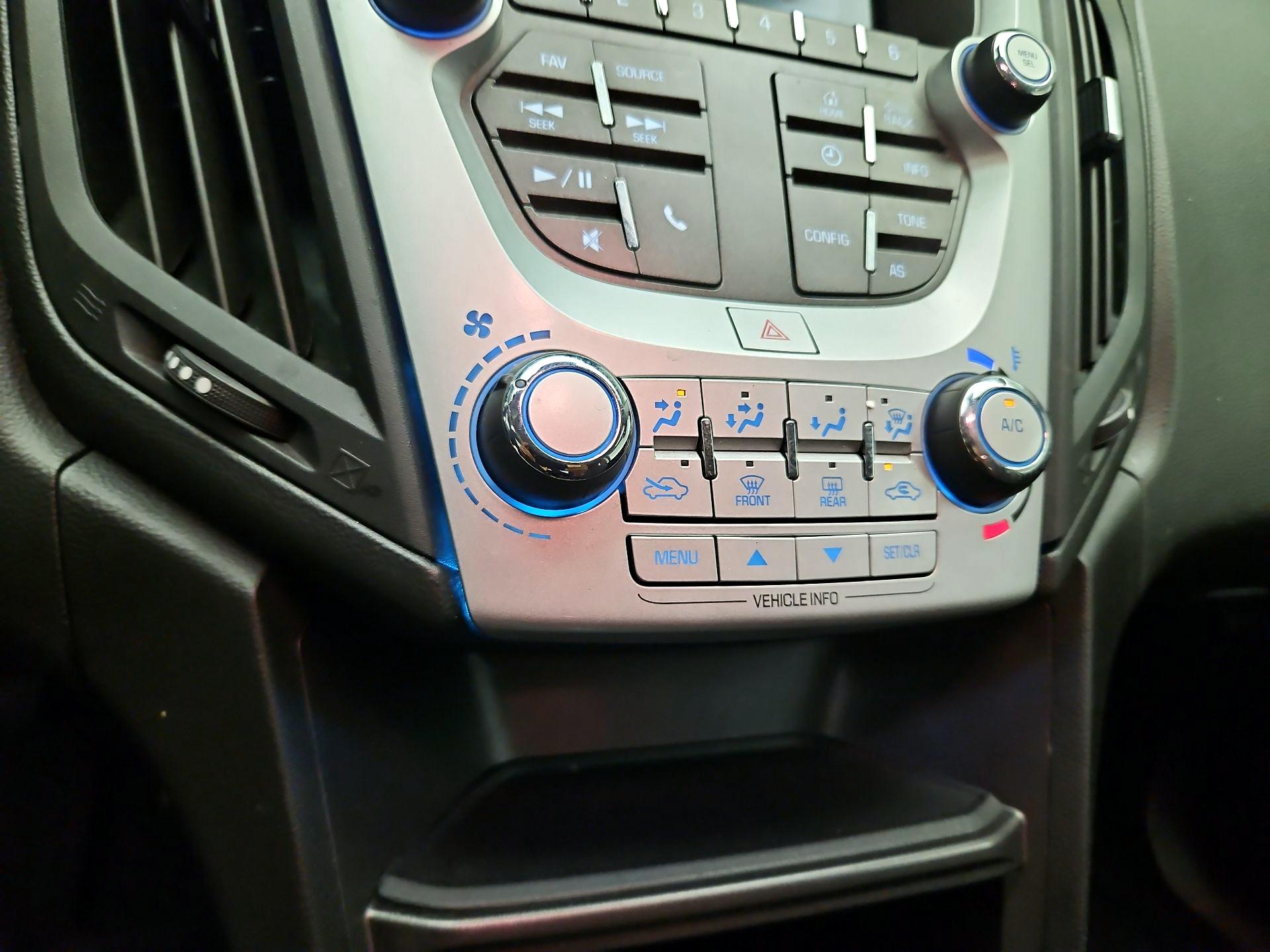Thumbnail: 2017 Chevrolet Equinox - 15