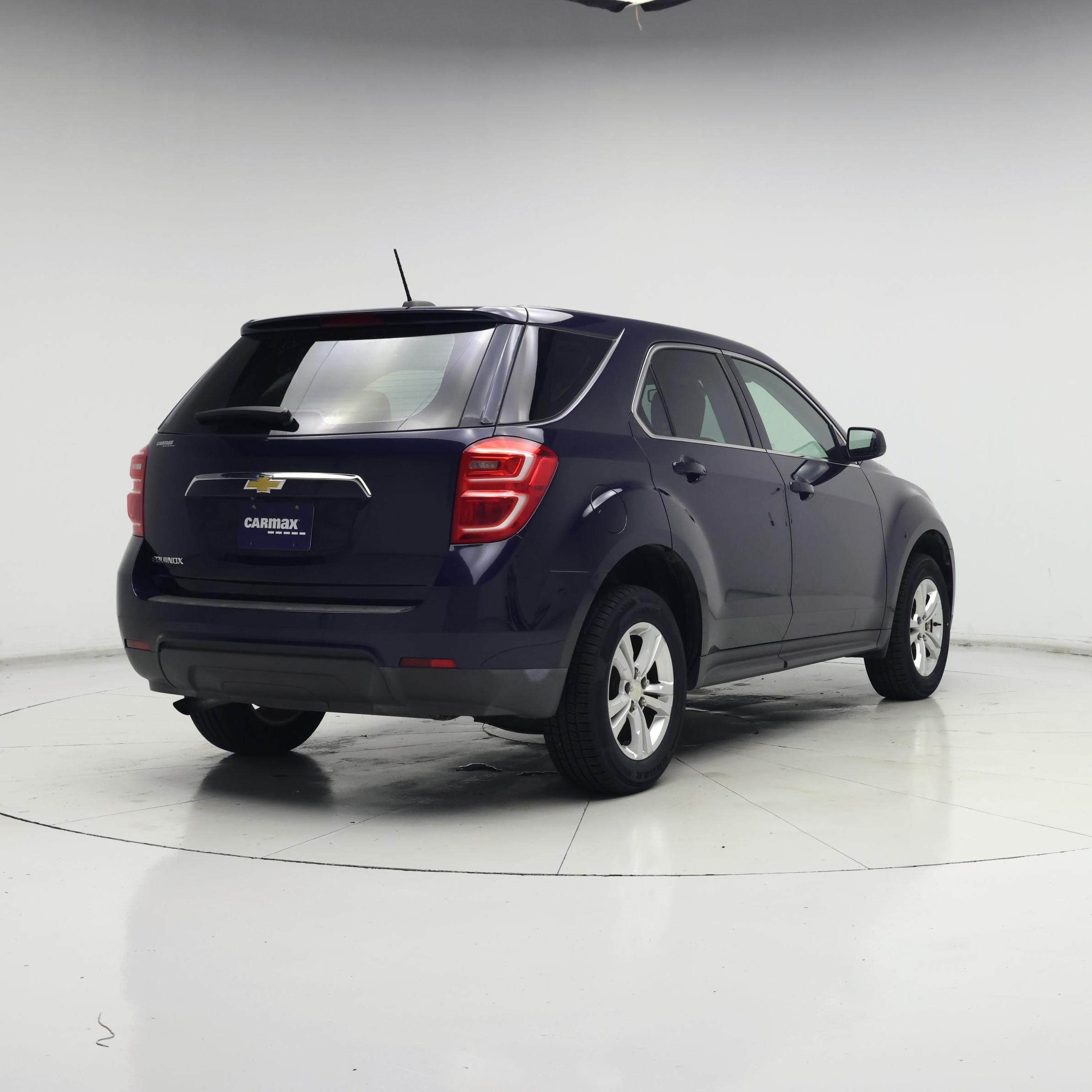 Thumbnail: 2017 Chevrolet Equinox - 8