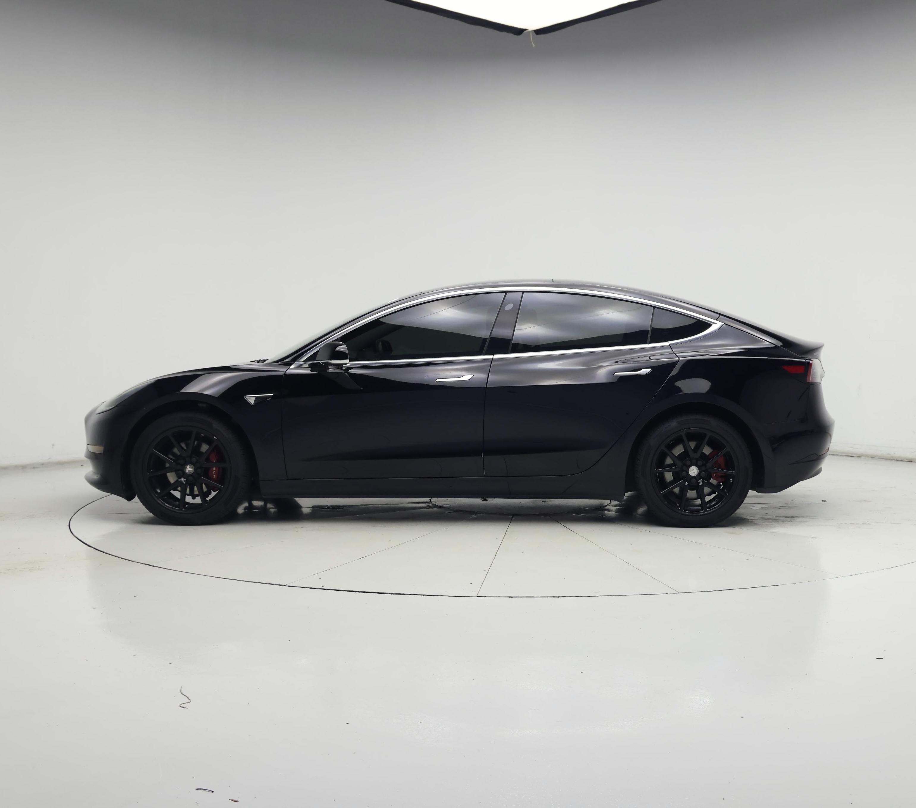 Thumbnail: 2019 Tesla Model 3 - 3