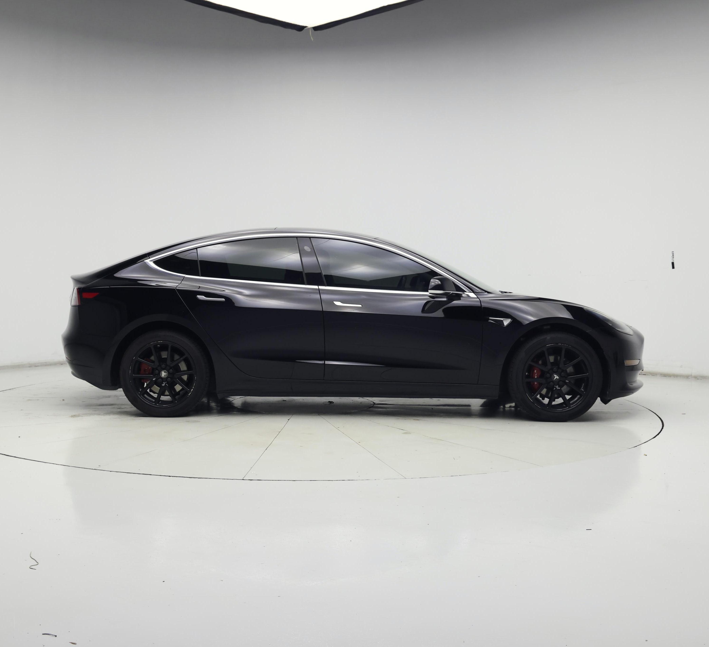 Thumbnail: 2019 Tesla Model 3 - 7
