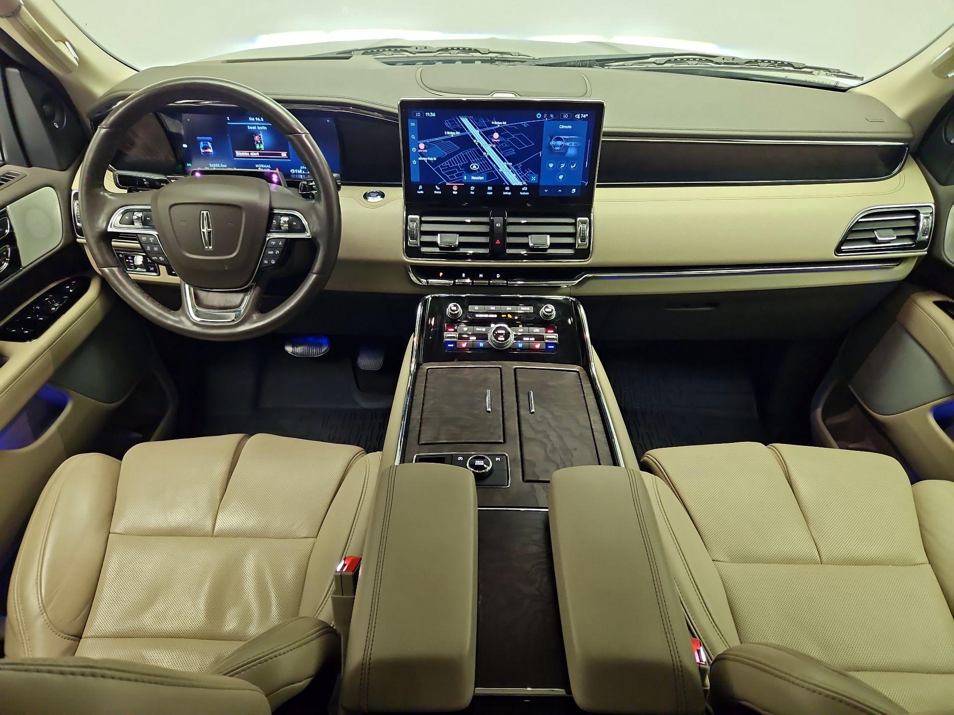 Thumbnail: 2022 Lincoln Navigator - 9