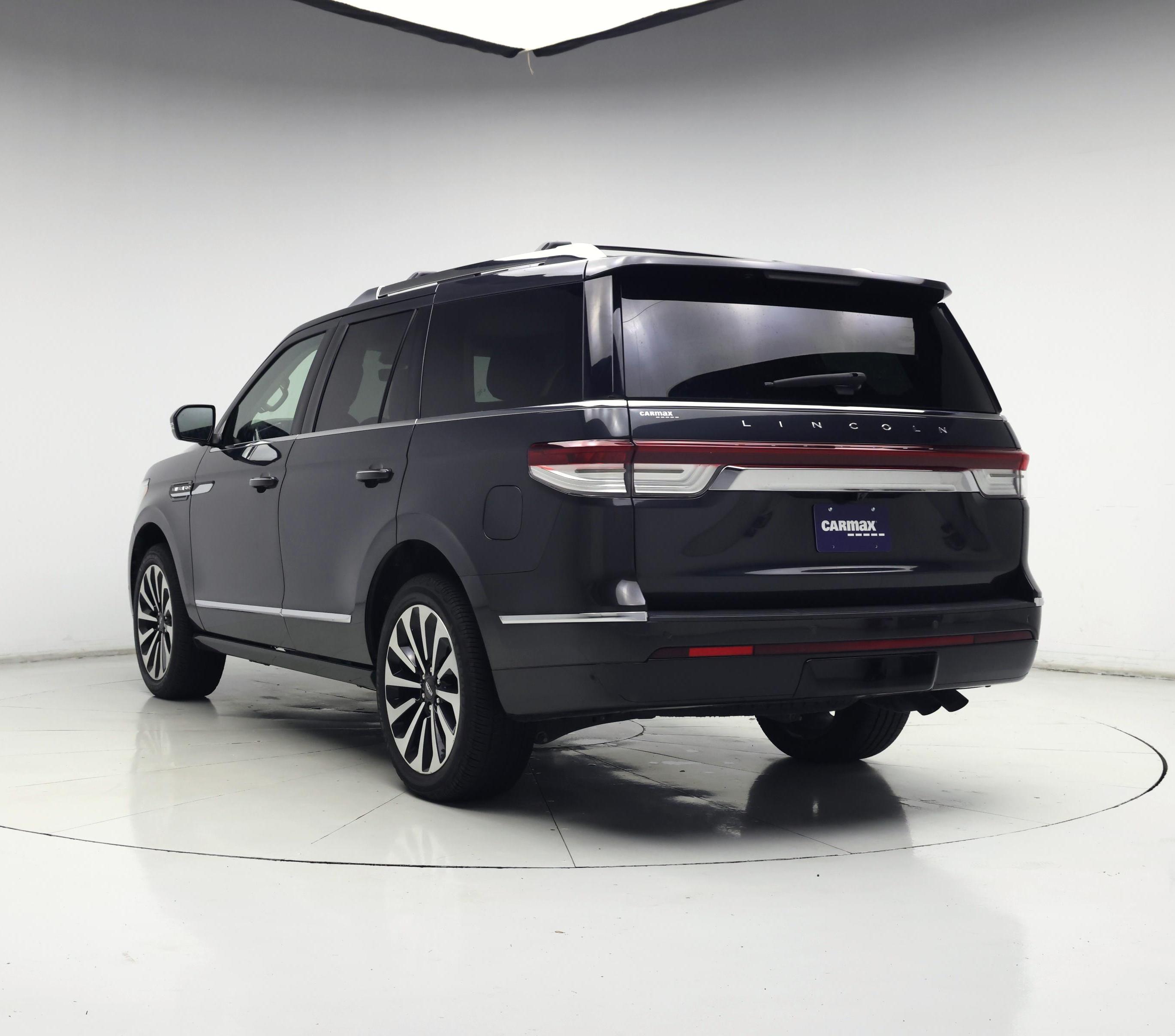 Thumbnail: 2022 Lincoln Navigator - 2