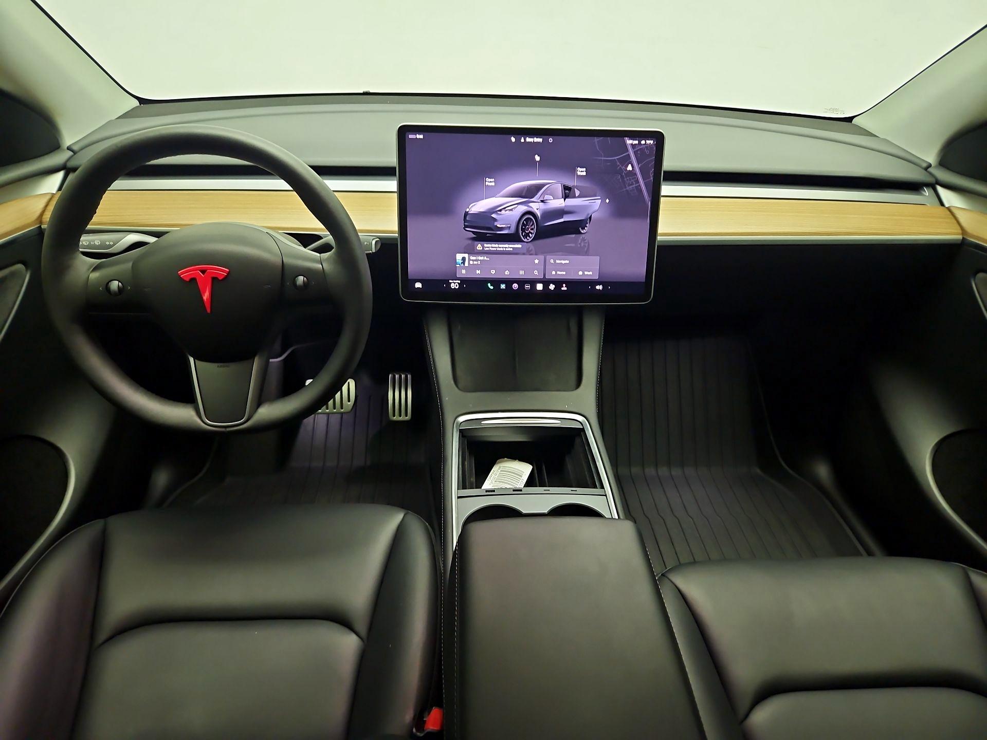 Thumbnail: 2023 Tesla Model Y - 9