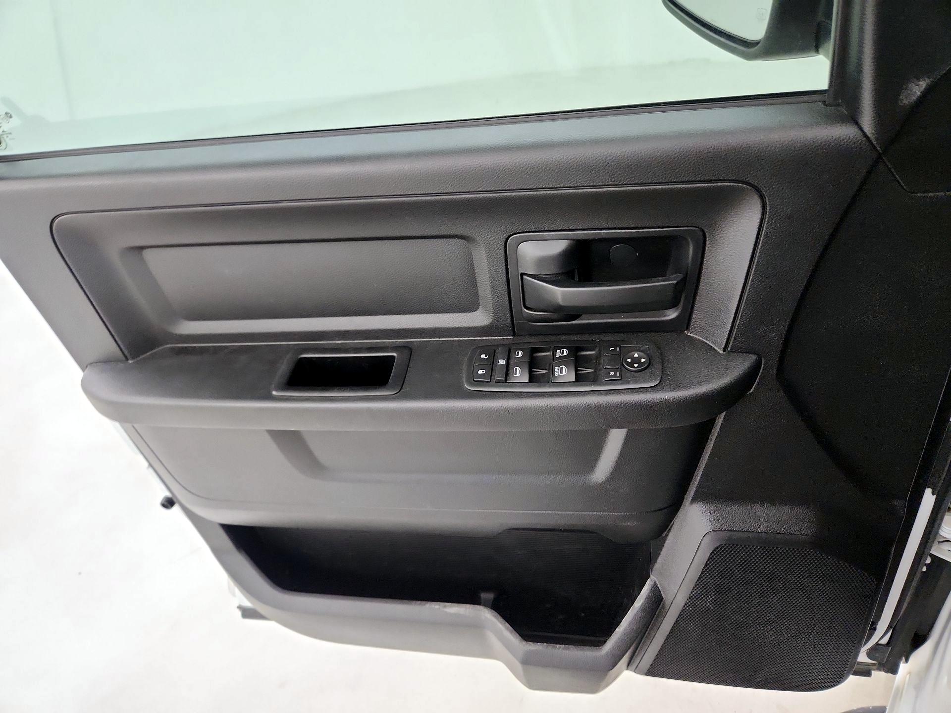 Thumbnail: 2017 RAM 1500 - 10