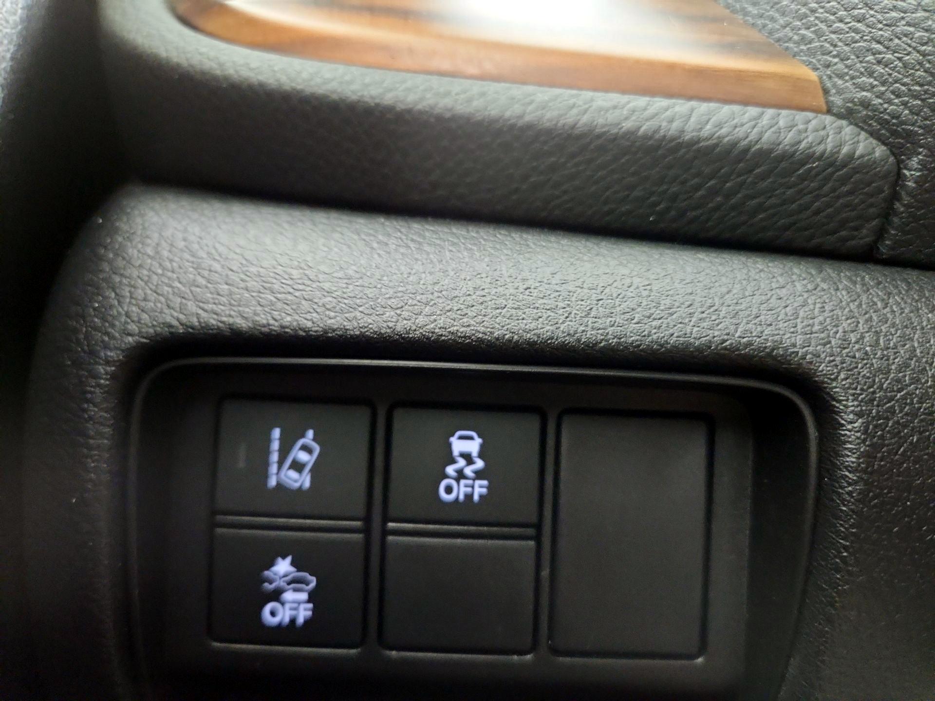 Thumbnail: 2018 Honda CR-V - 13