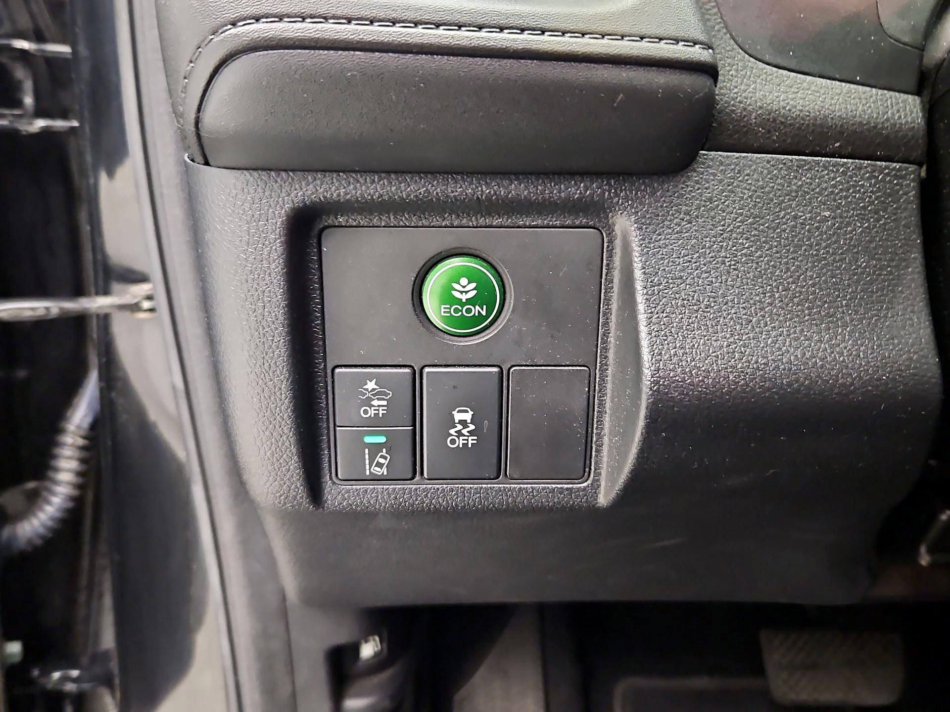 Thumbnail: 2019 Honda HR-V - 13