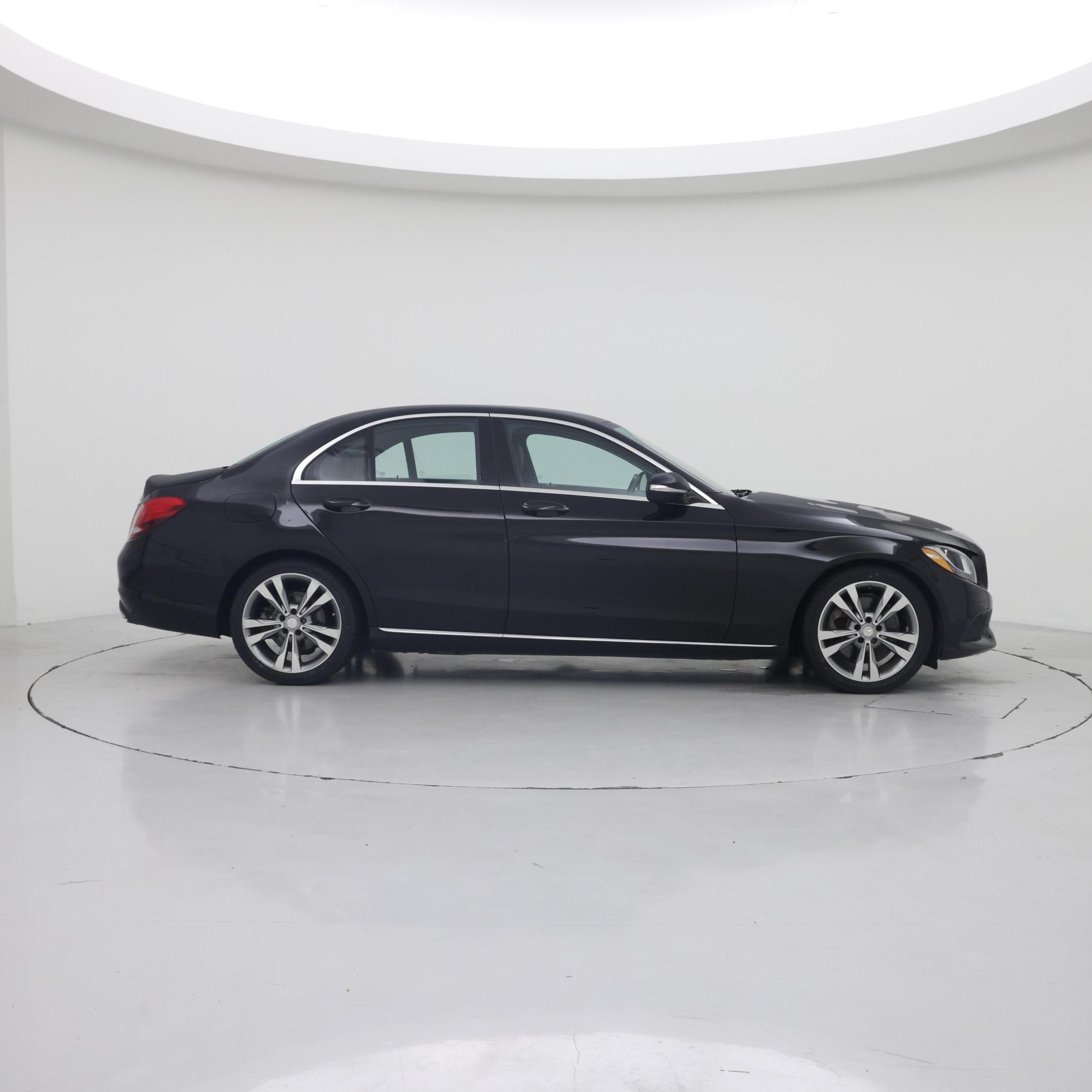 Thumbnail: 2015 Mercedes-Benz C-Class - 7