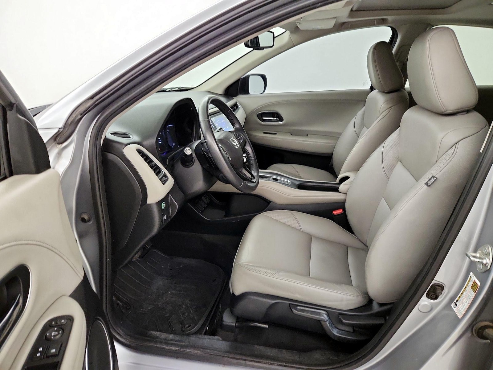 2017 Honda HR-V EX-L - Photo 12