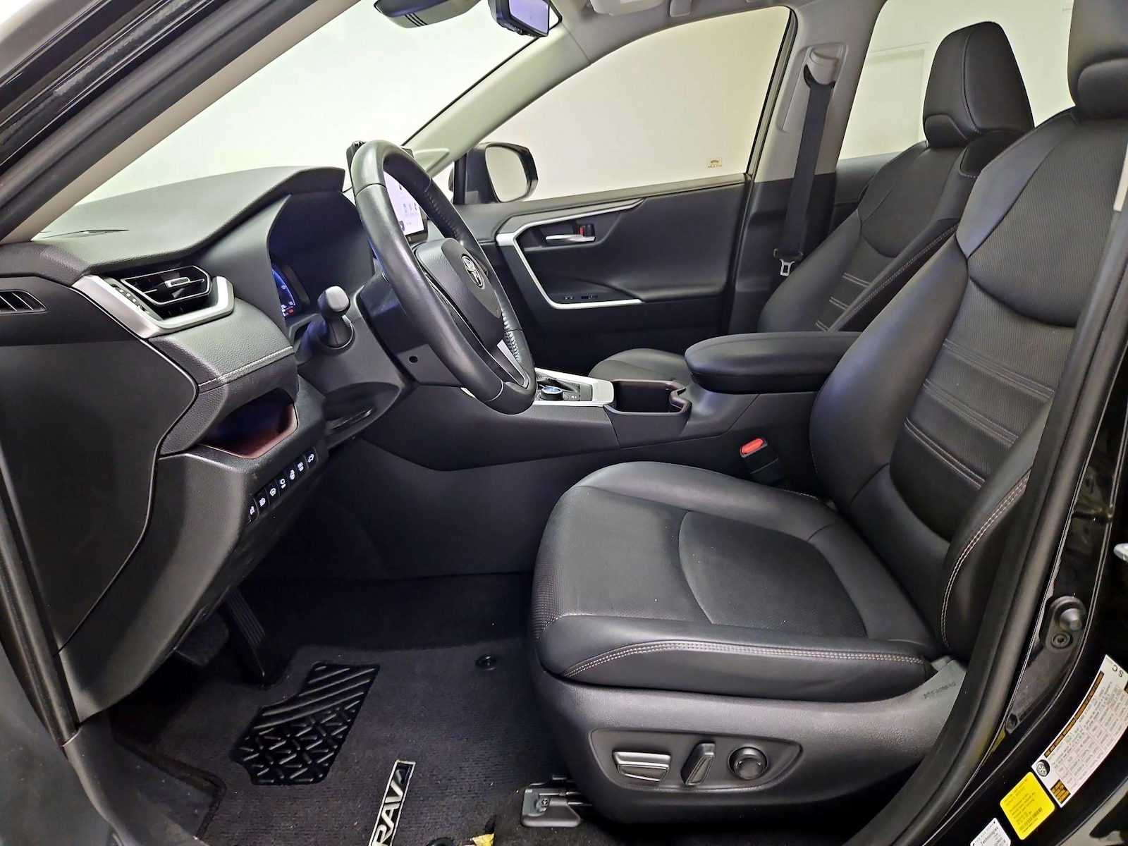 2024 Toyota RAV4 Limited - Photo 12
