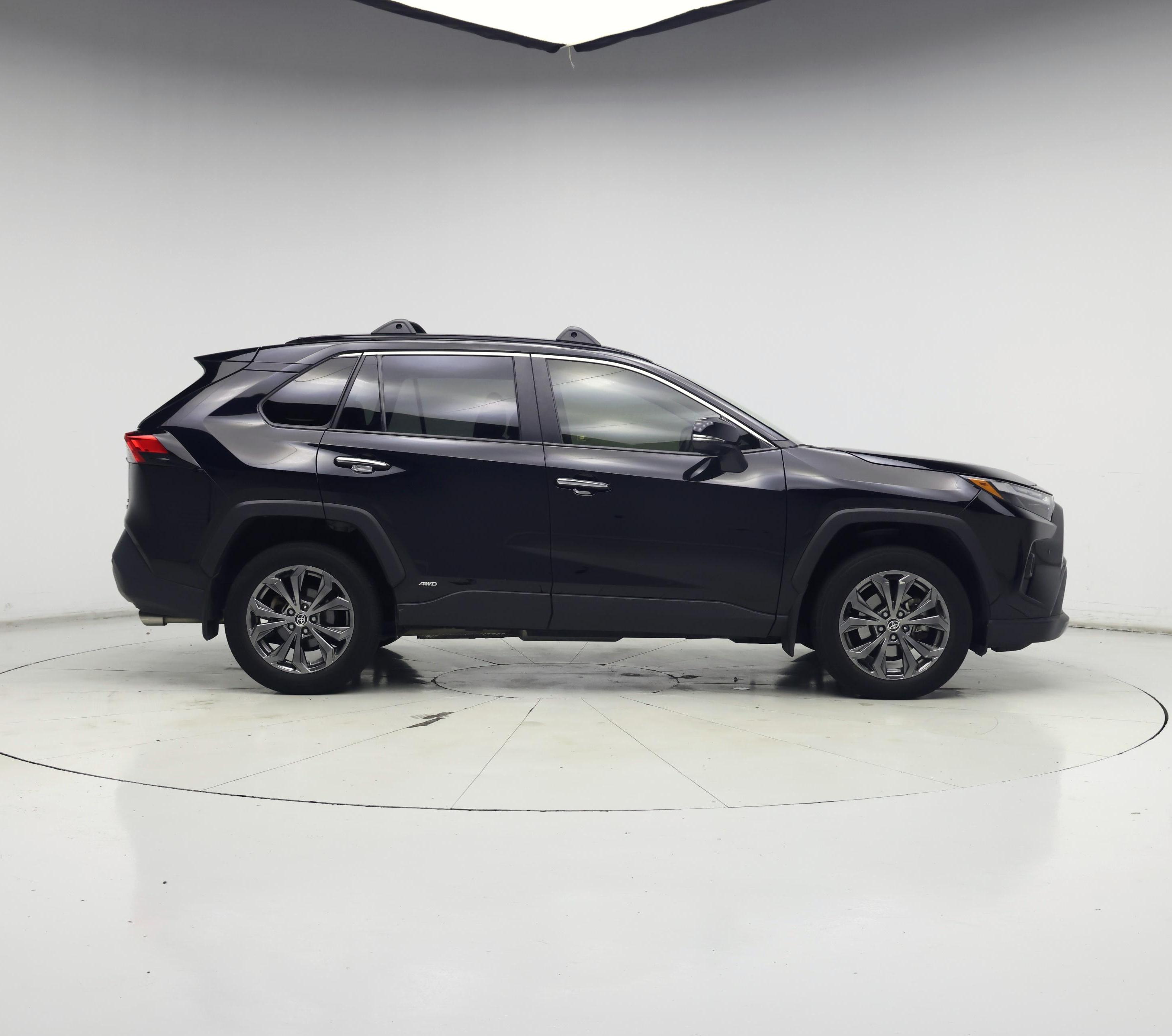 Thumbnail: 2024 Toyota RAV4 - 7