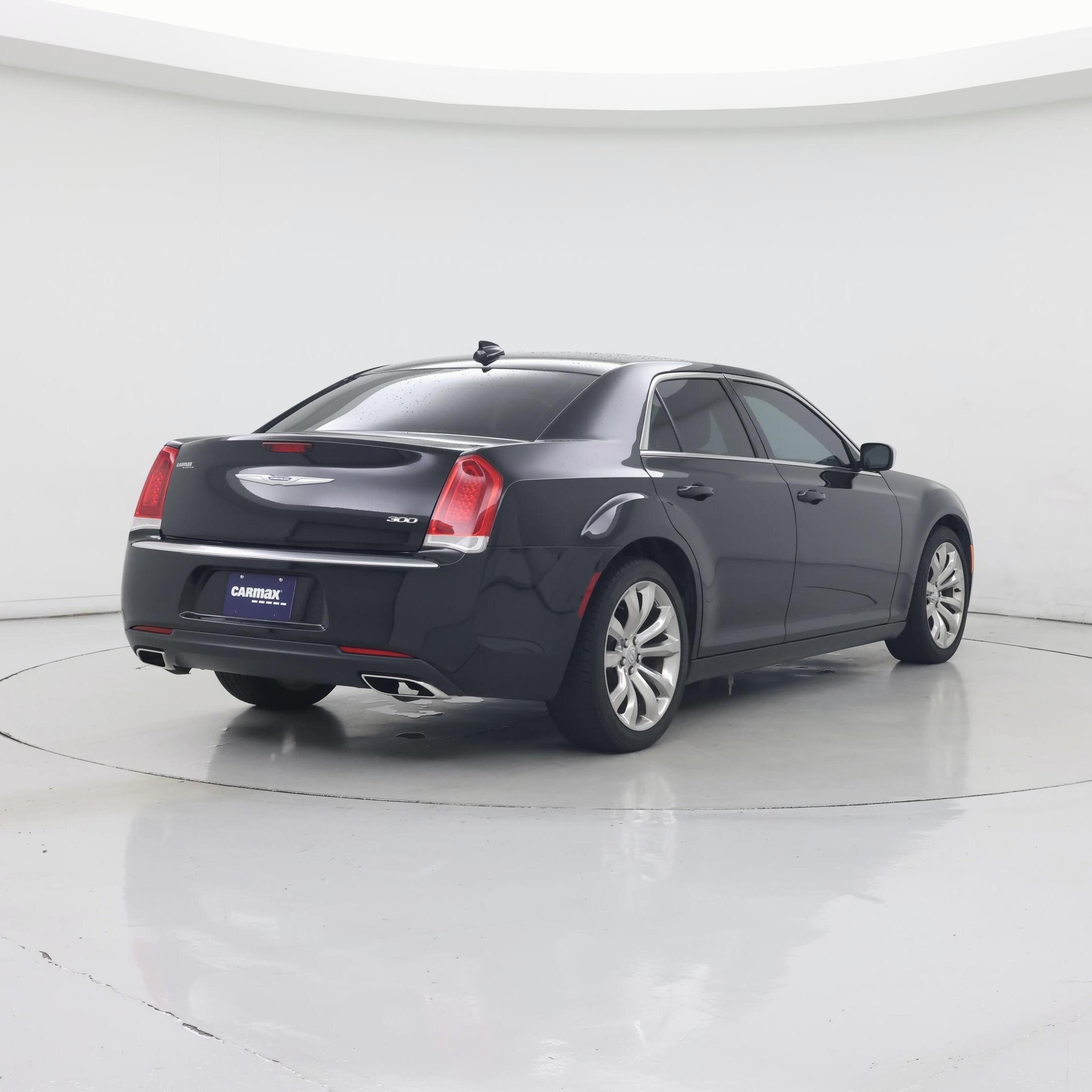 Thumbnail: 2020 Chrysler 300 - 8