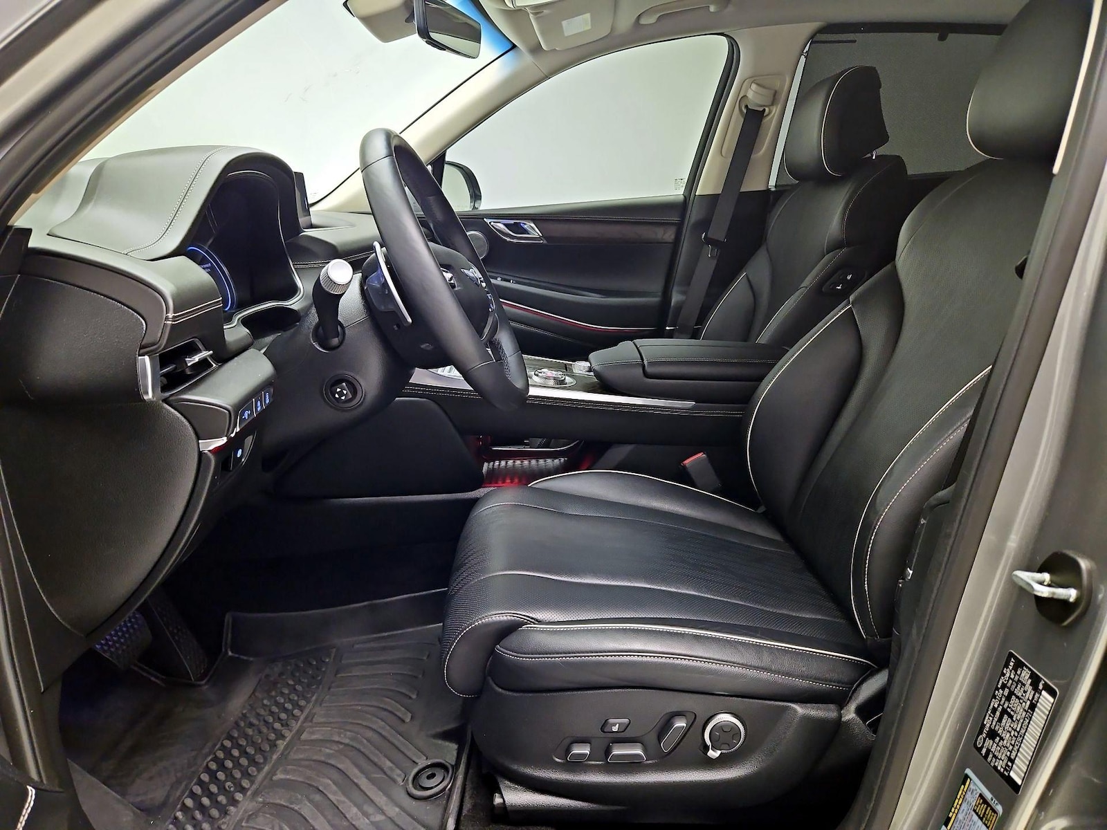 2022 GENESIS GV80 Standard - Photo 12