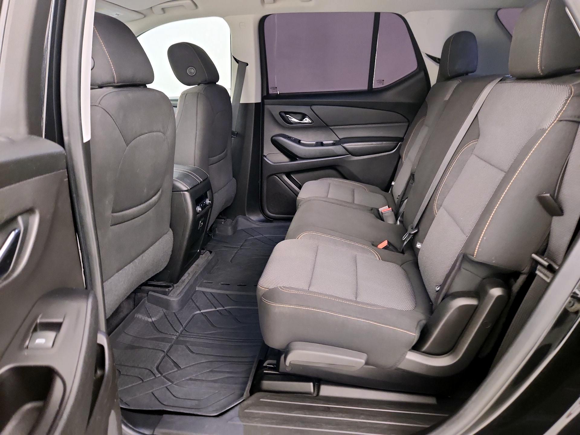 Thumbnail: 2019 Chevrolet Traverse - 19