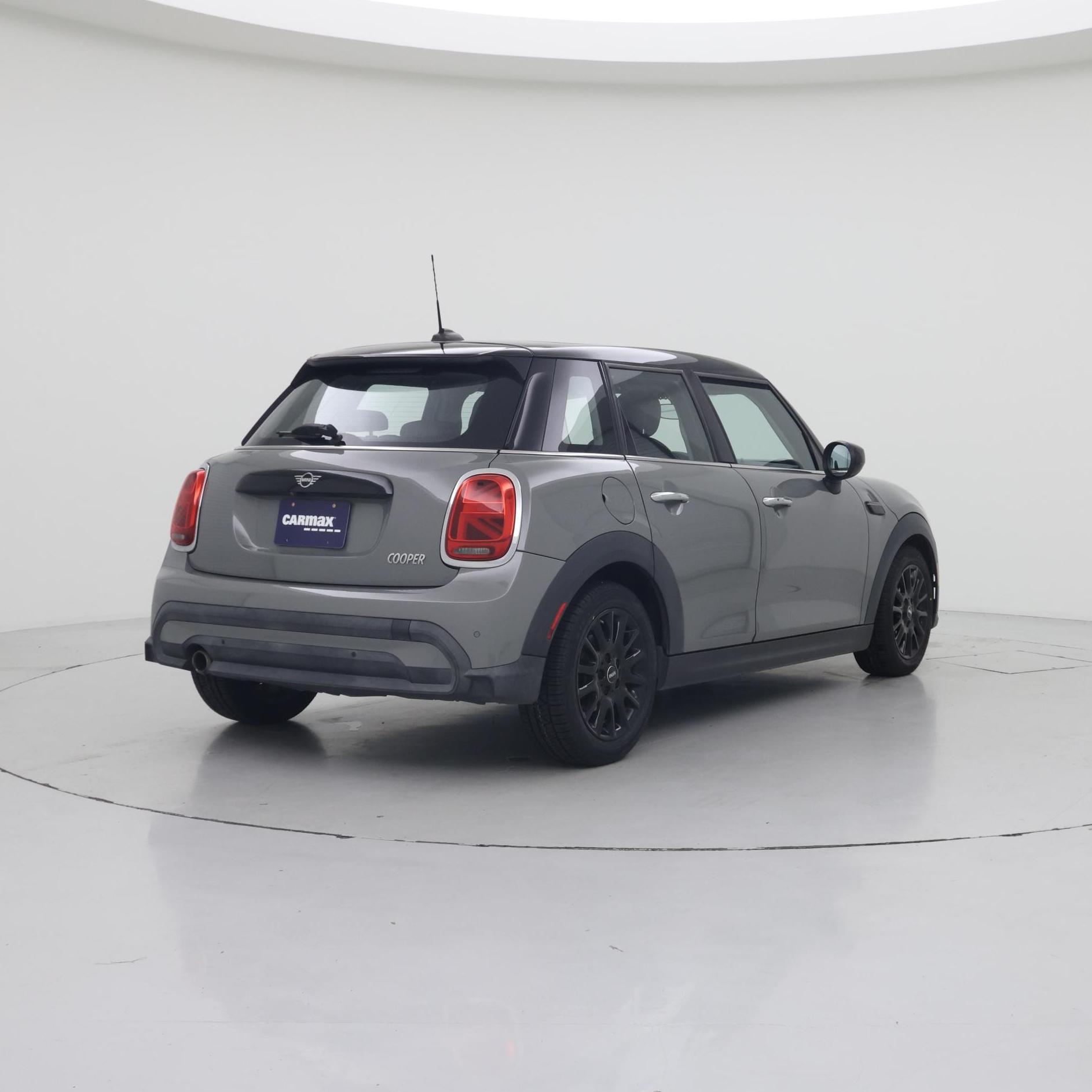 Thumbnail: 2022 MINI Cooper Hardtop - 8