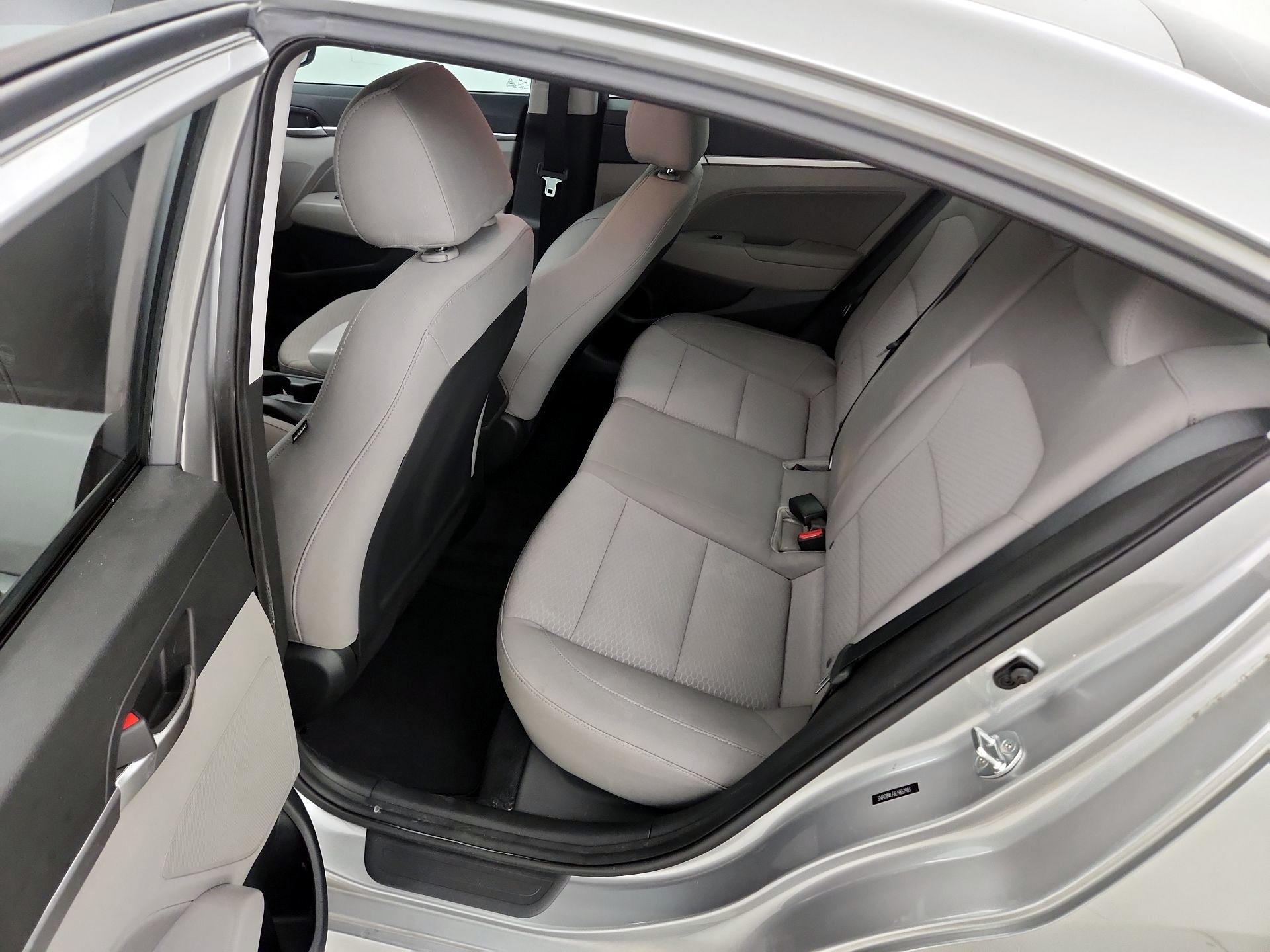 Thumbnail: 2020 Hyundai Elantra - 18