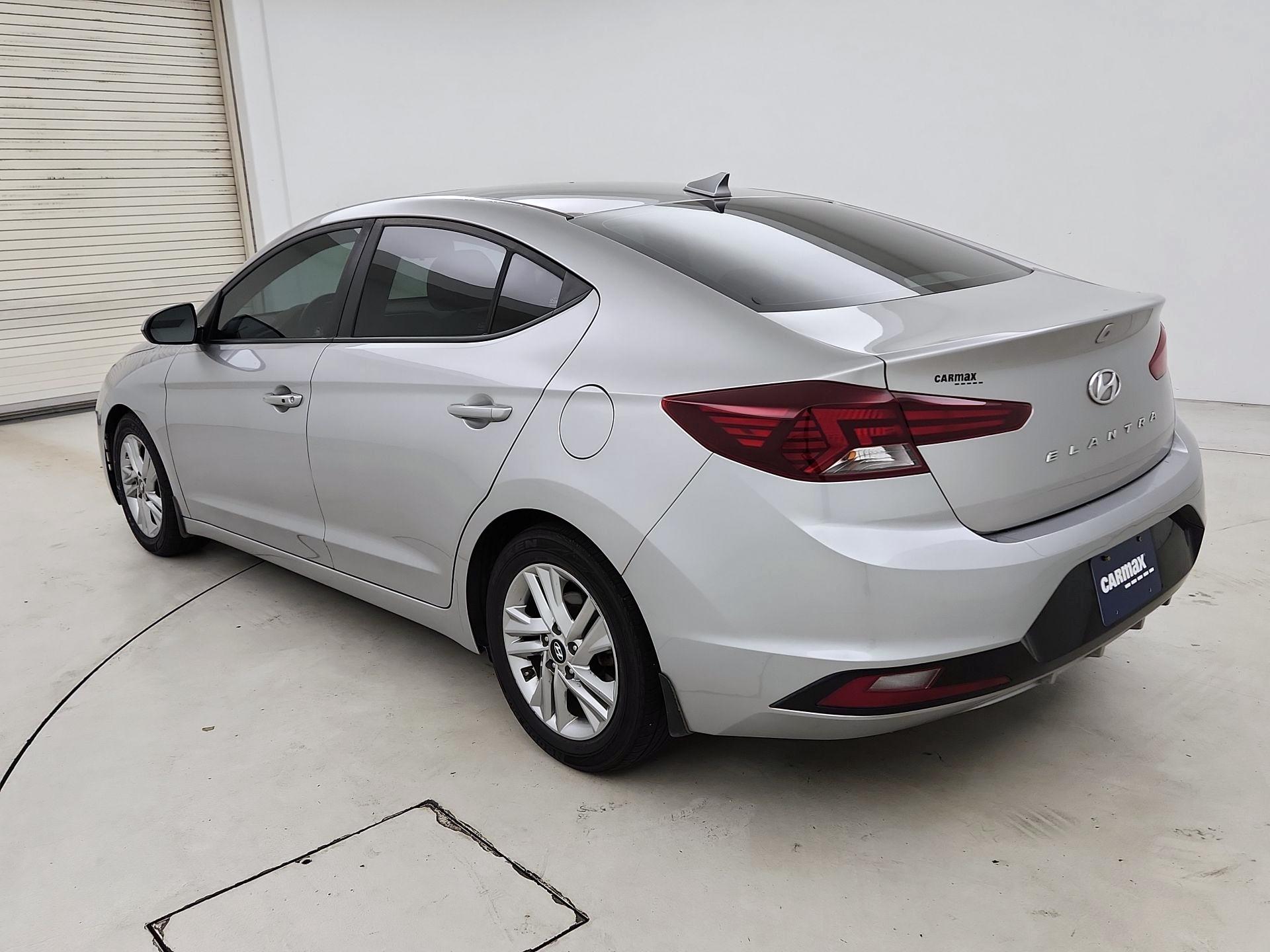 Thumbnail: 2020 Hyundai Elantra - 7