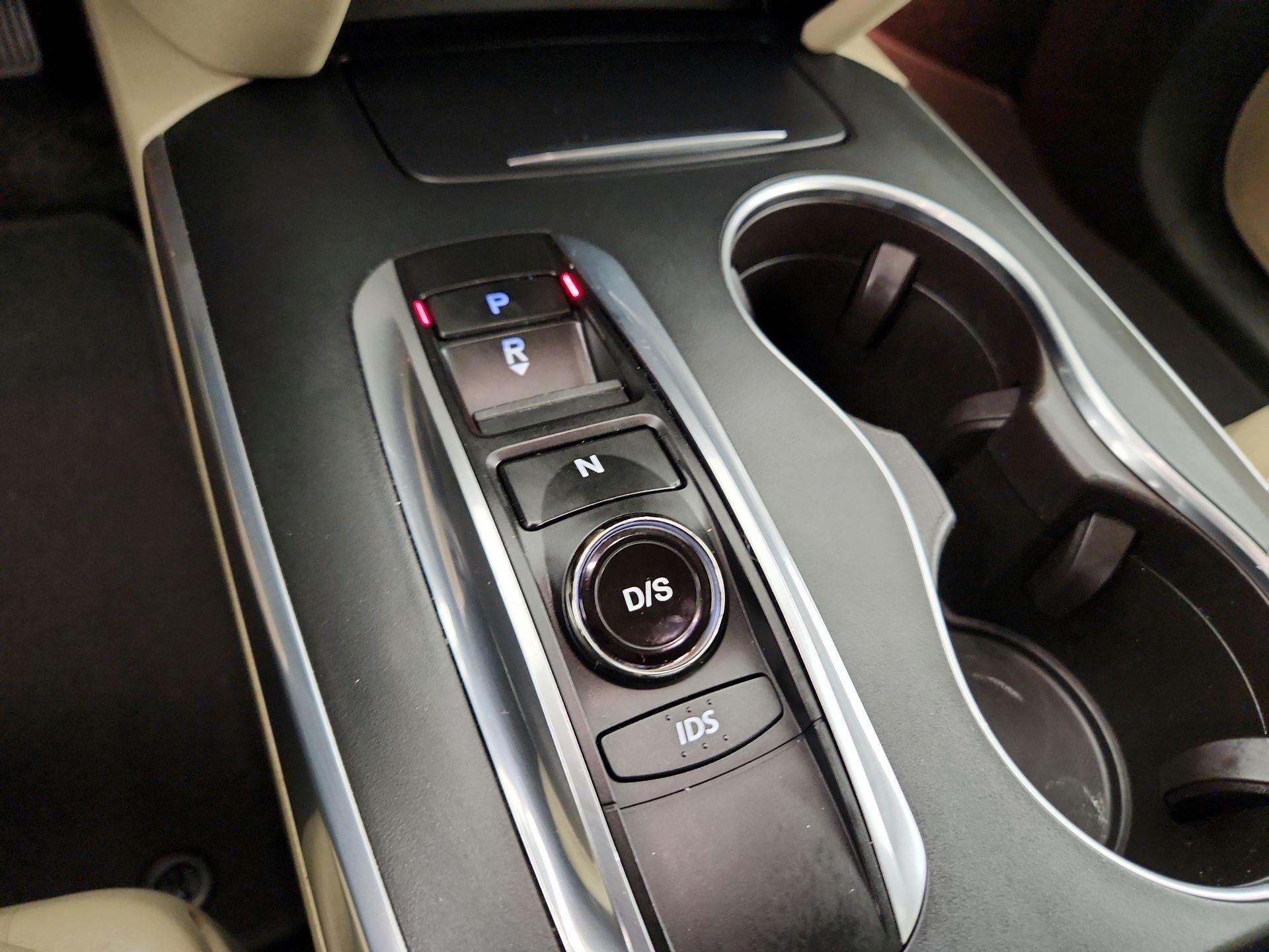 Thumbnail: 2016 Acura MDX - 15