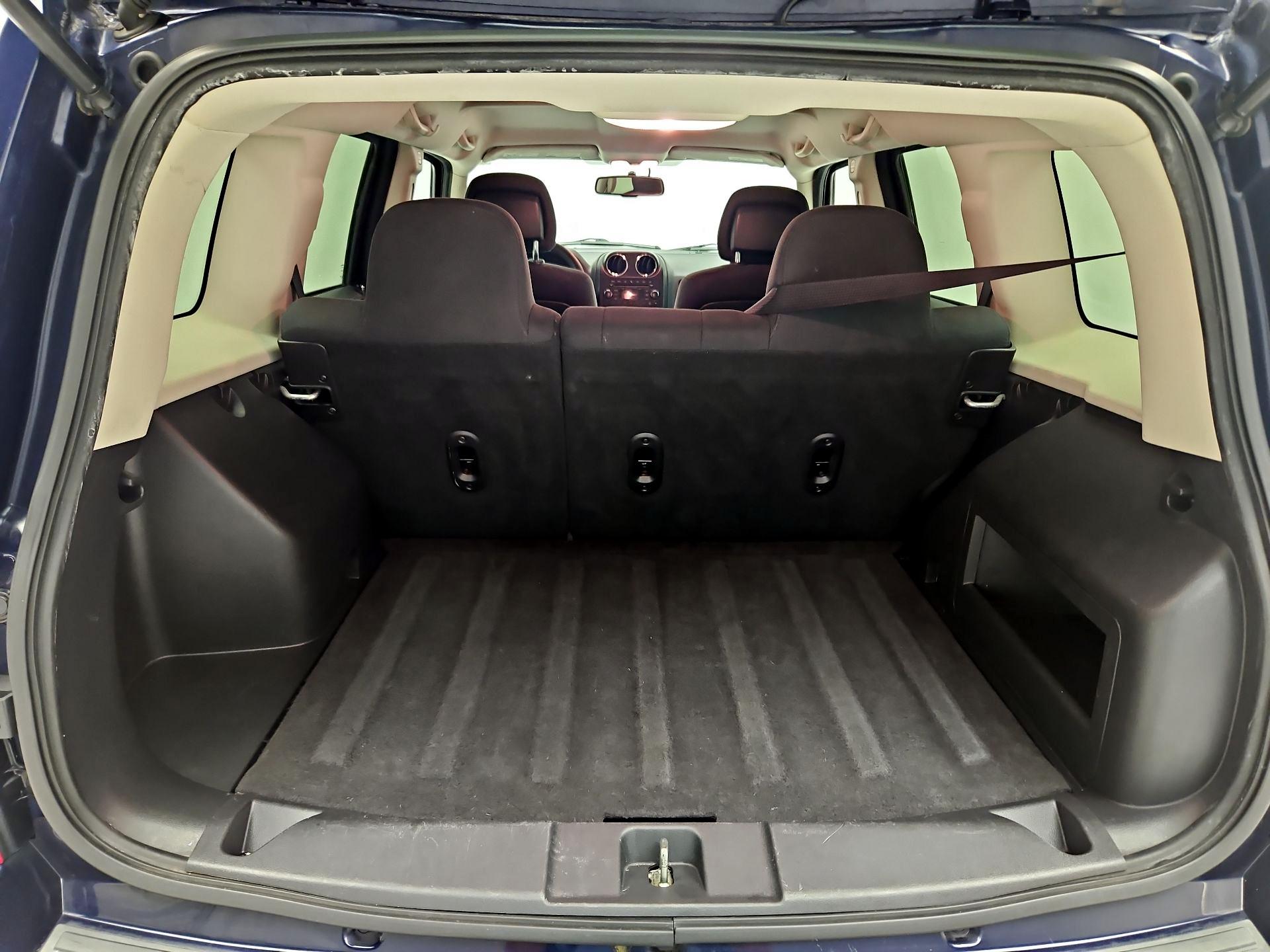 Thumbnail: 2017 Jeep Patriot - 17