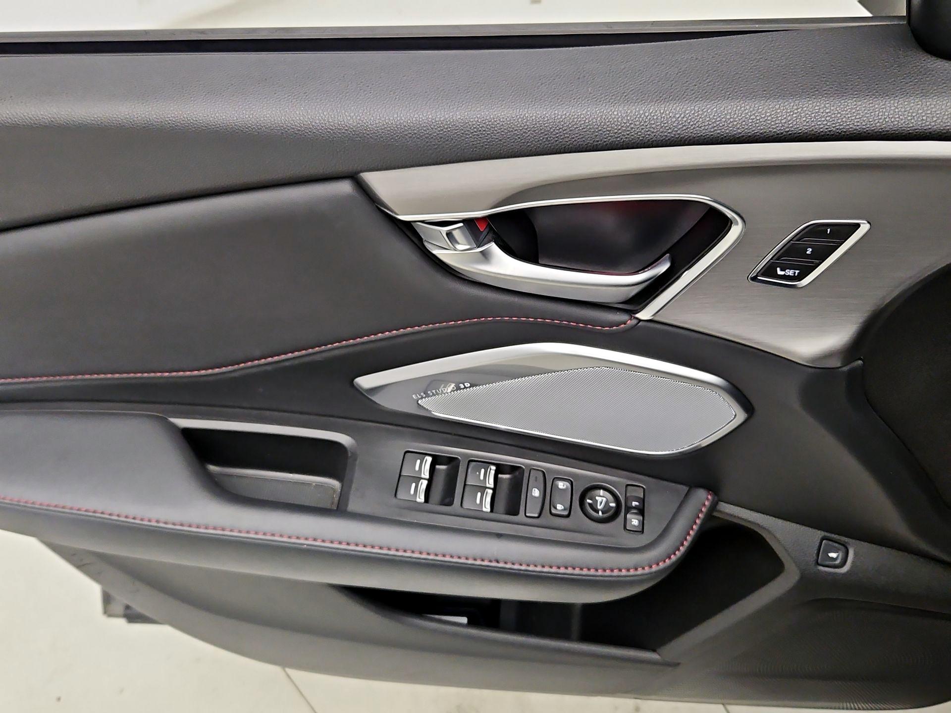 Thumbnail: 2021 Acura RDX - 12