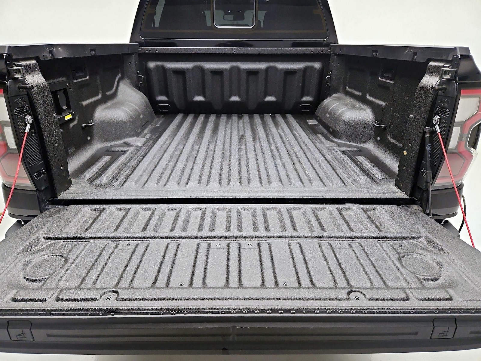2025 Ford Ranger Raptor - Photo 21
