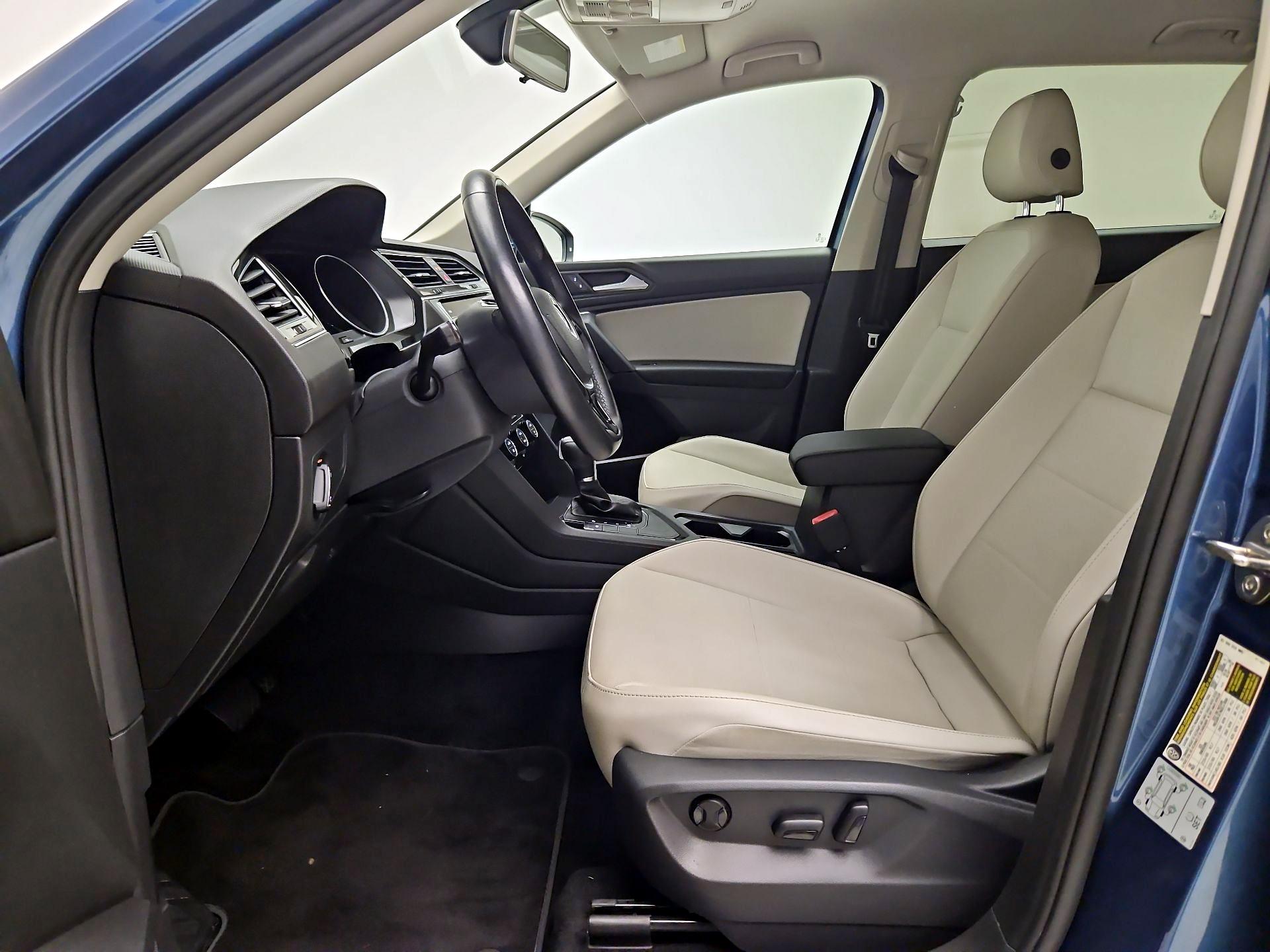 Thumbnail: 2019 Volkswagen Tiguan - 11