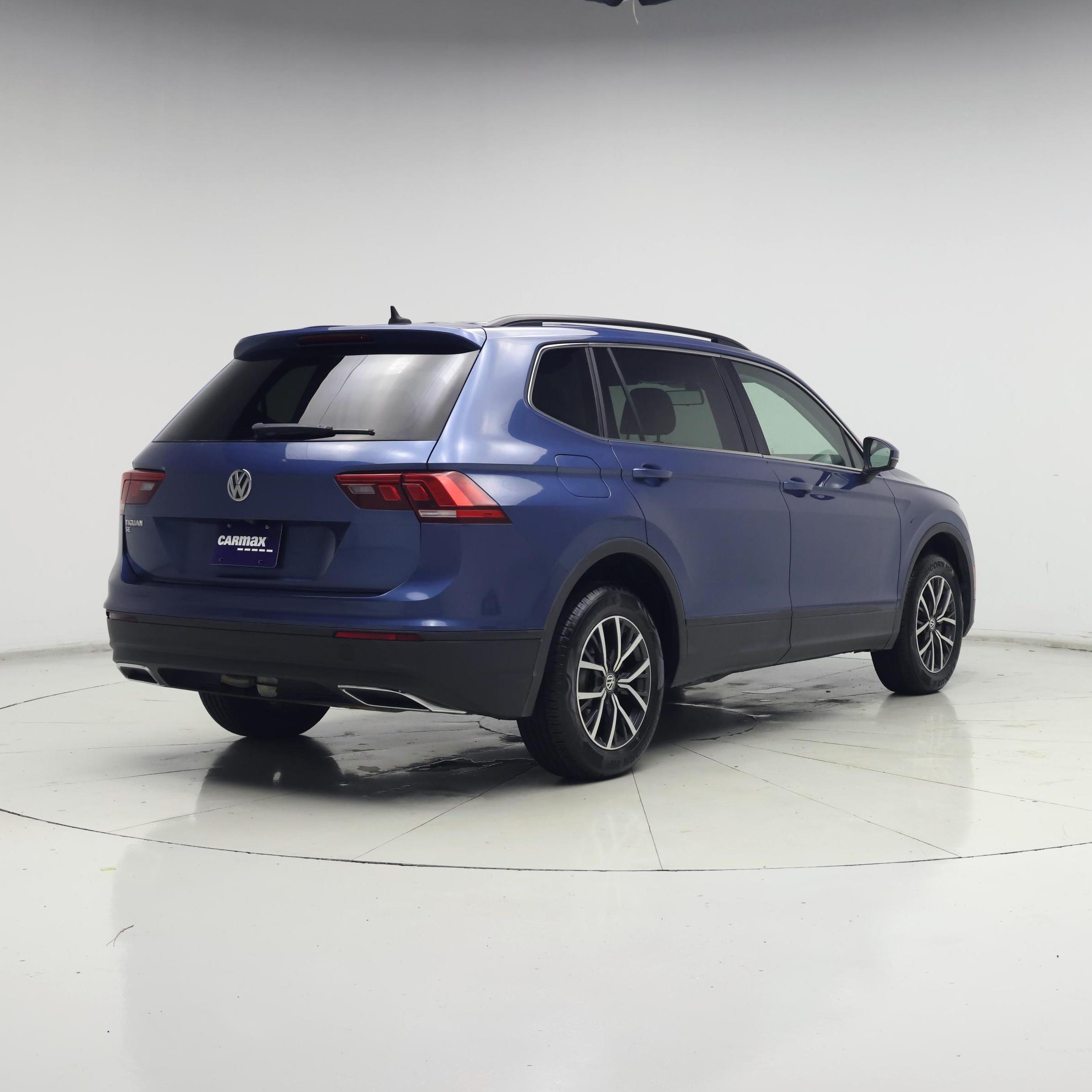Thumbnail: 2019 Volkswagen Tiguan - 8