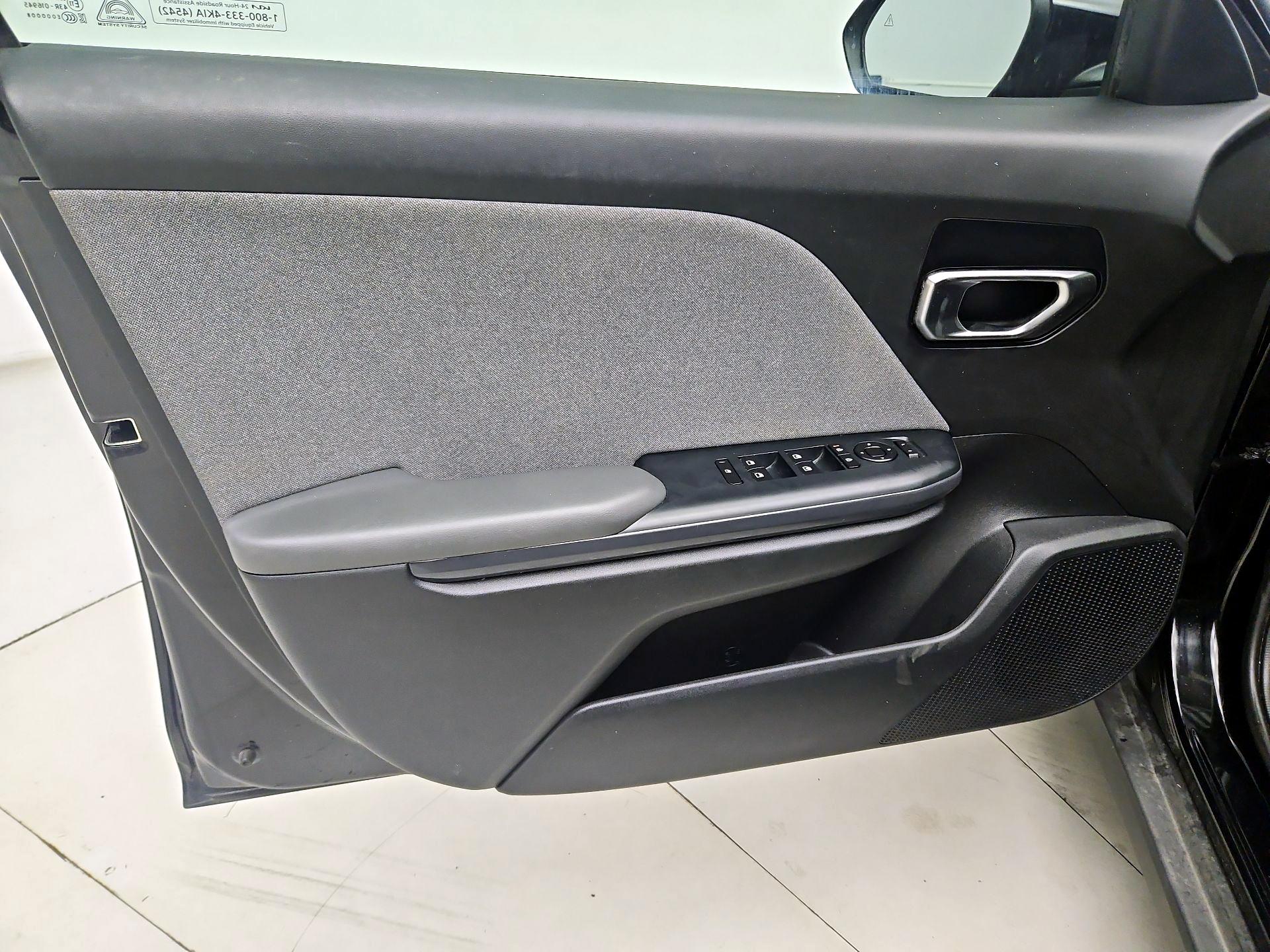Thumbnail: 2025 Kia K4 - 12