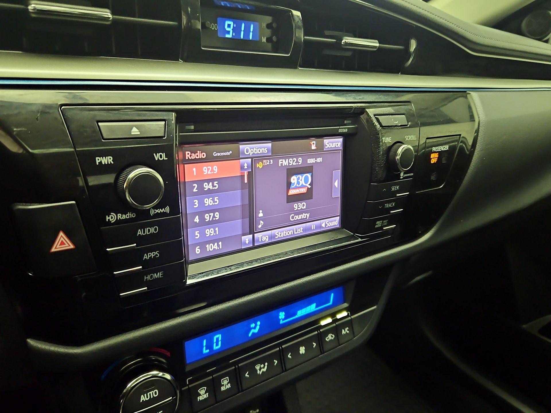 Thumbnail: 2016 Toyota Corolla - 15