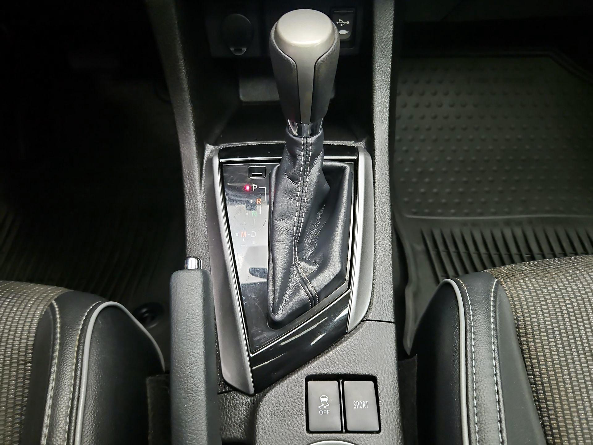 Thumbnail: 2016 Toyota Corolla - 17