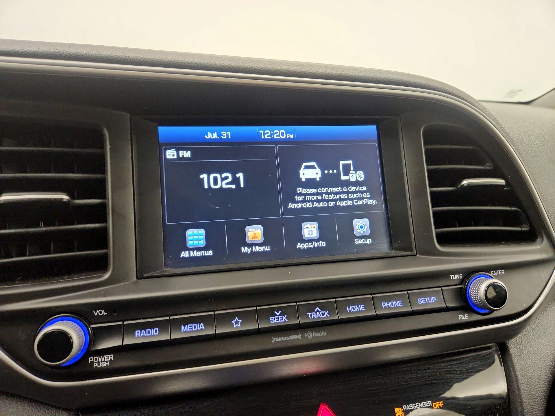 Thumbnail: 2019 Hyundai Elantra - 15