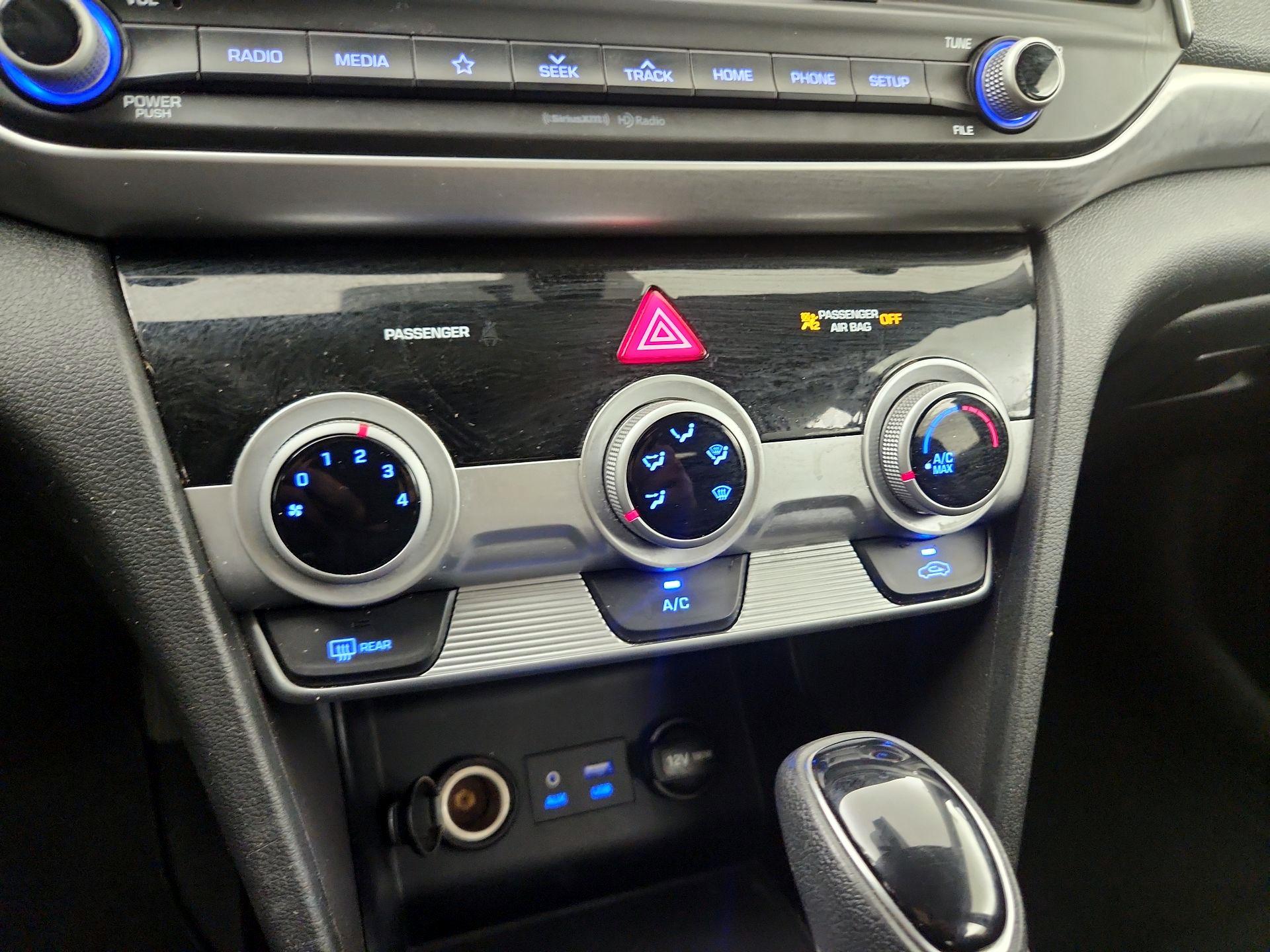 Thumbnail: 2019 Hyundai Elantra - 16
