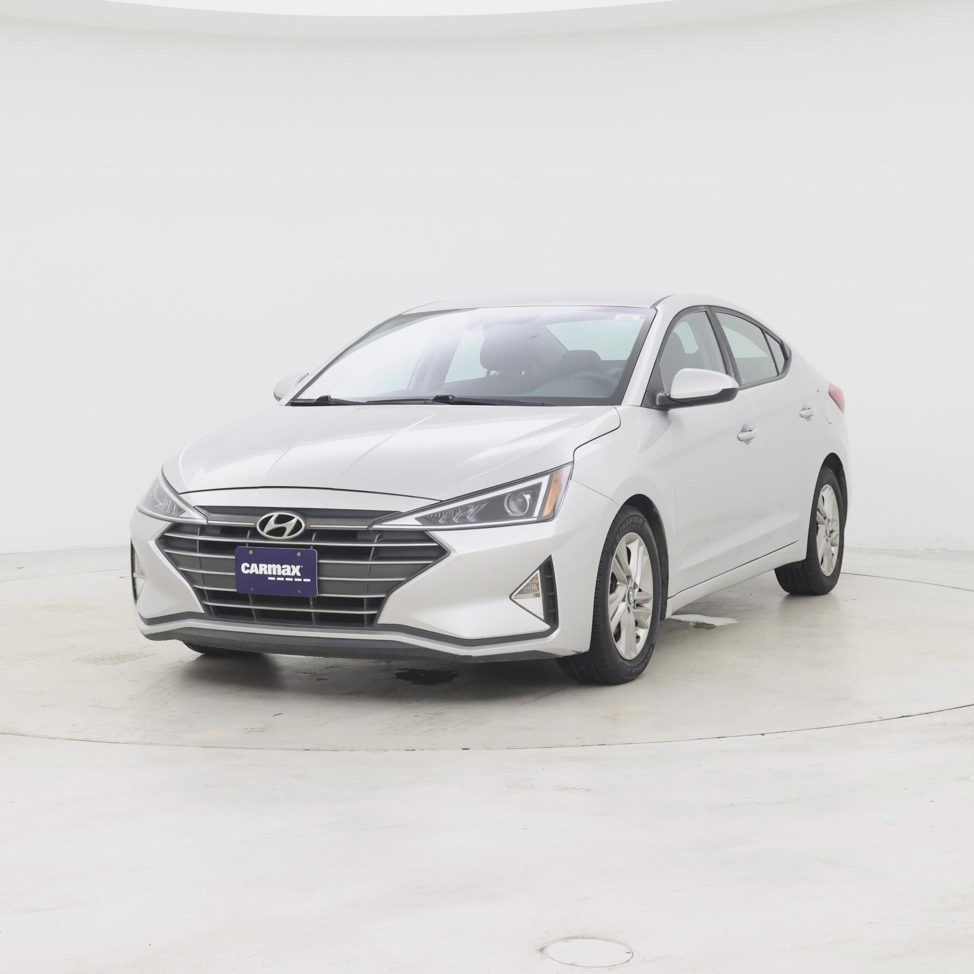 Thumbnail: 2019 Hyundai Elantra - 4
