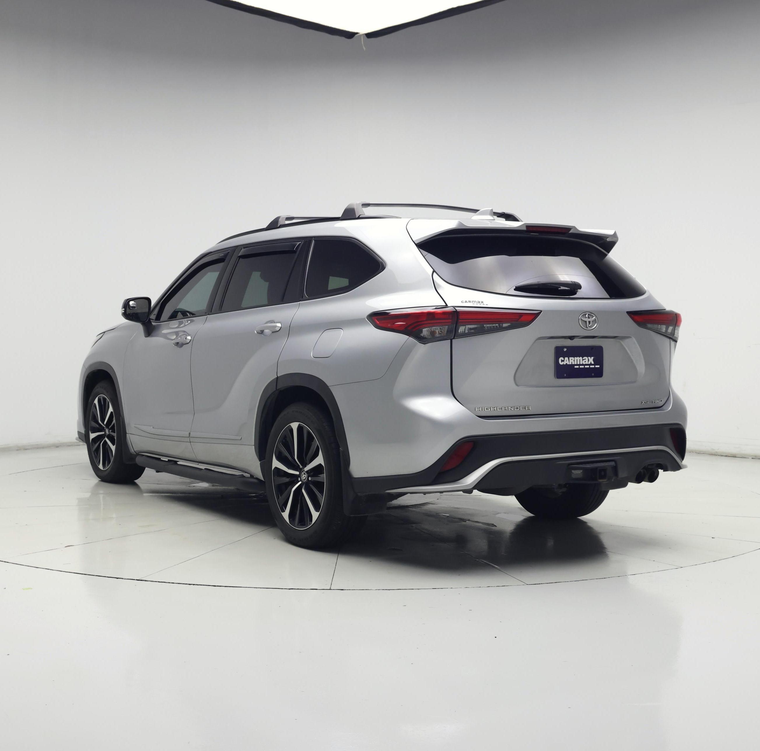 Thumbnail: 2021 Toyota Highlander - 2