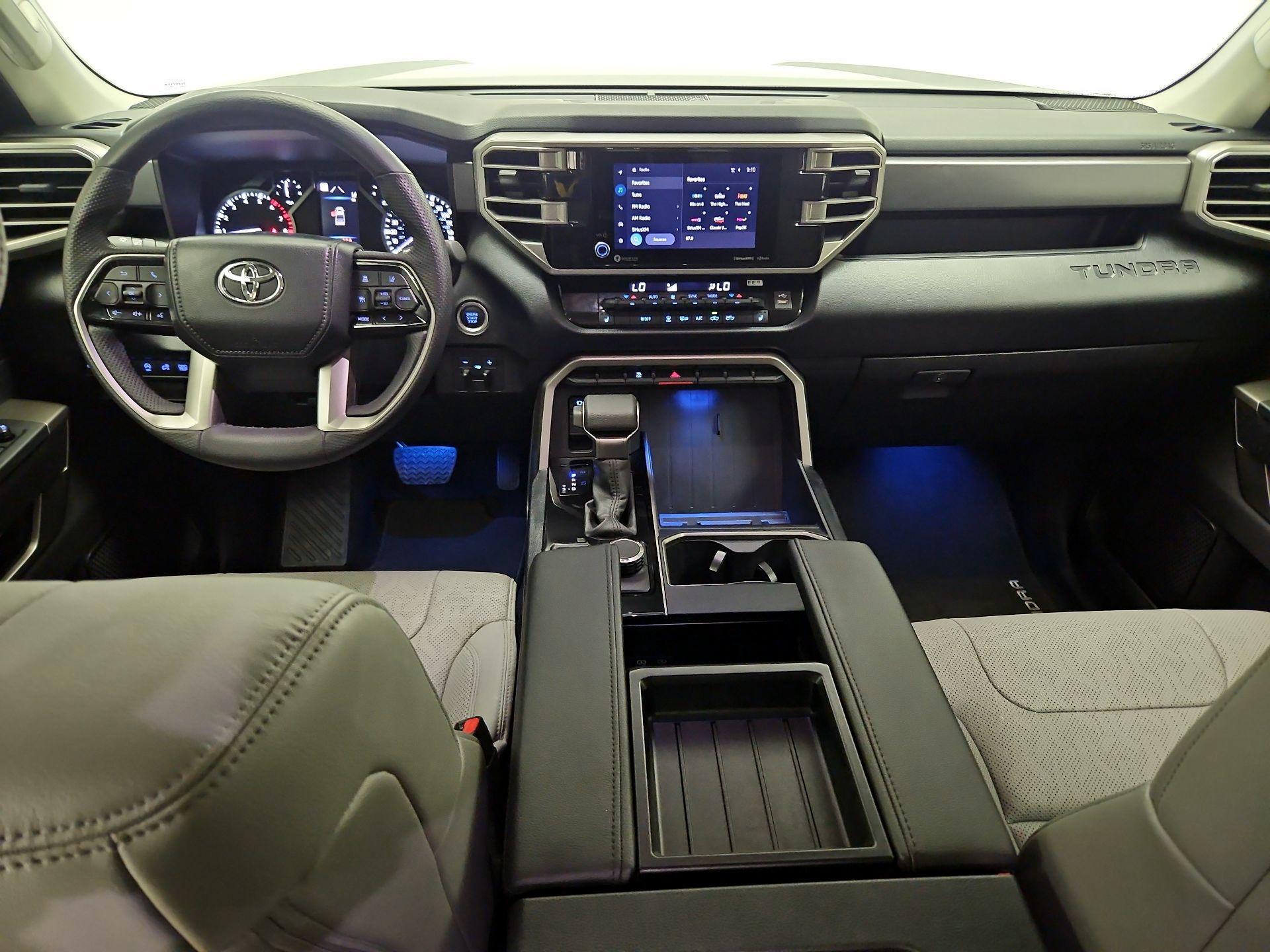 Thumbnail: 2024 Toyota Tundra - 9
